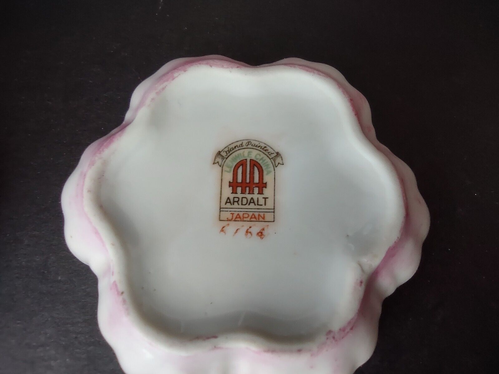 Set Ardalt Japan Lenwile China Pink Flower Gold Trim Trinket Dish (lot 471)
