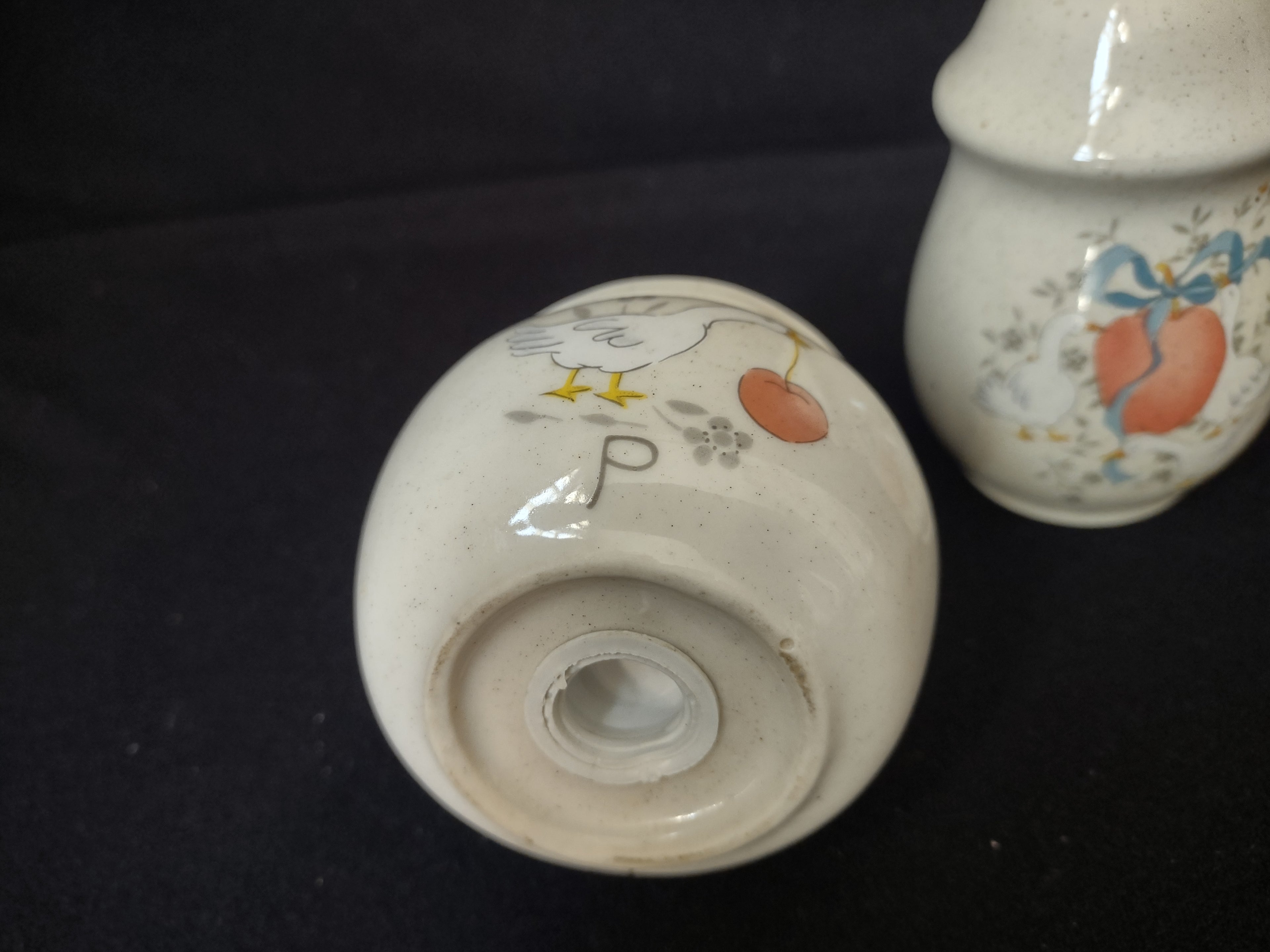 Vintage Marmalade Salt Pepper Shaker Geese Duck Cherry Apple Ribbon (lot 2845c)