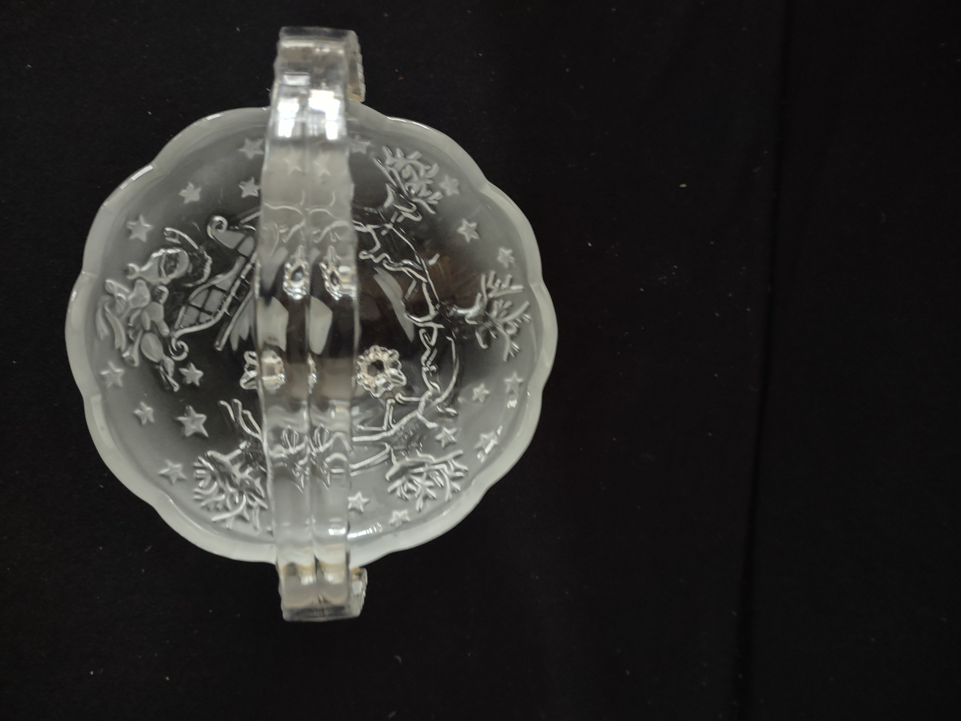 Mikasa Silent Night Crystal Basket Detachable Handle Santa Sleigh (Lot 3633)