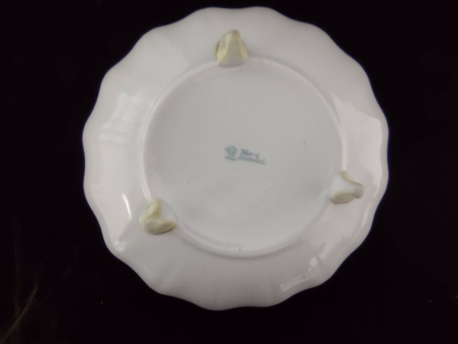 037 Vintage Hand Painted Nippon Moriage Gold Beaded Raised Design Footed Dish