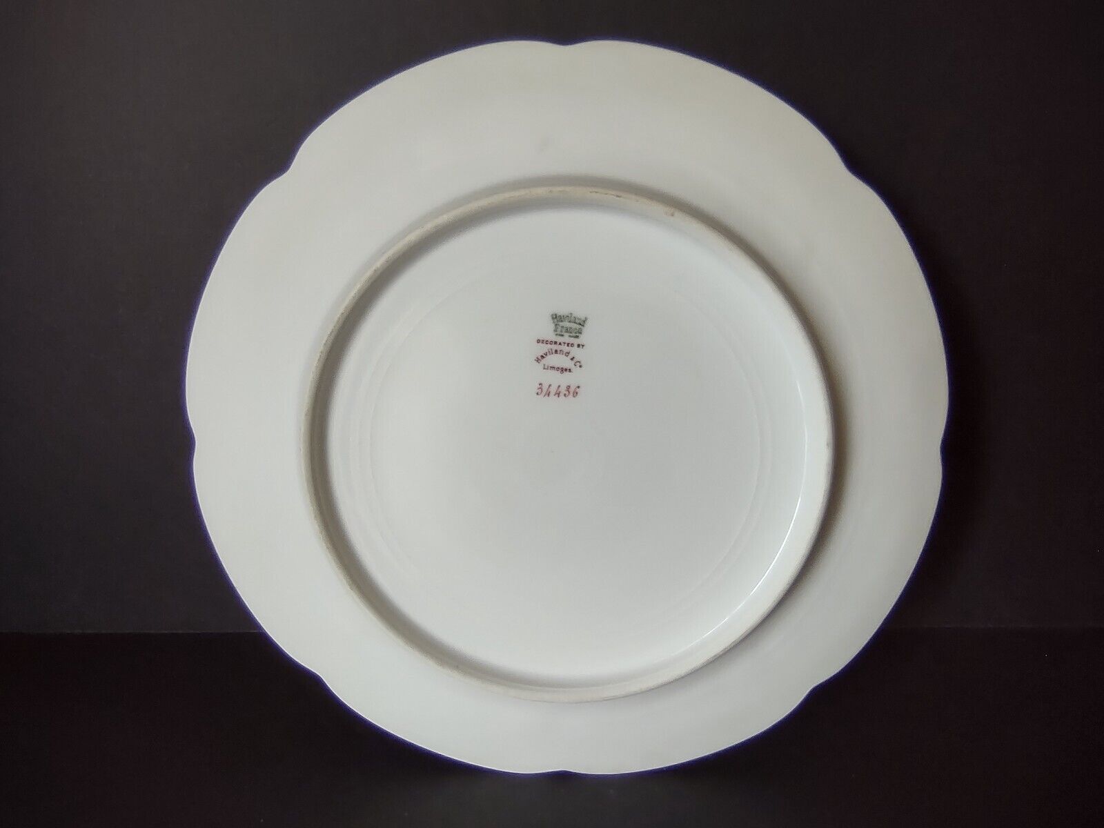 Haviland Limoges Red Rose Garland Cream Dinner Plate 9-3/4" (lot 356)
