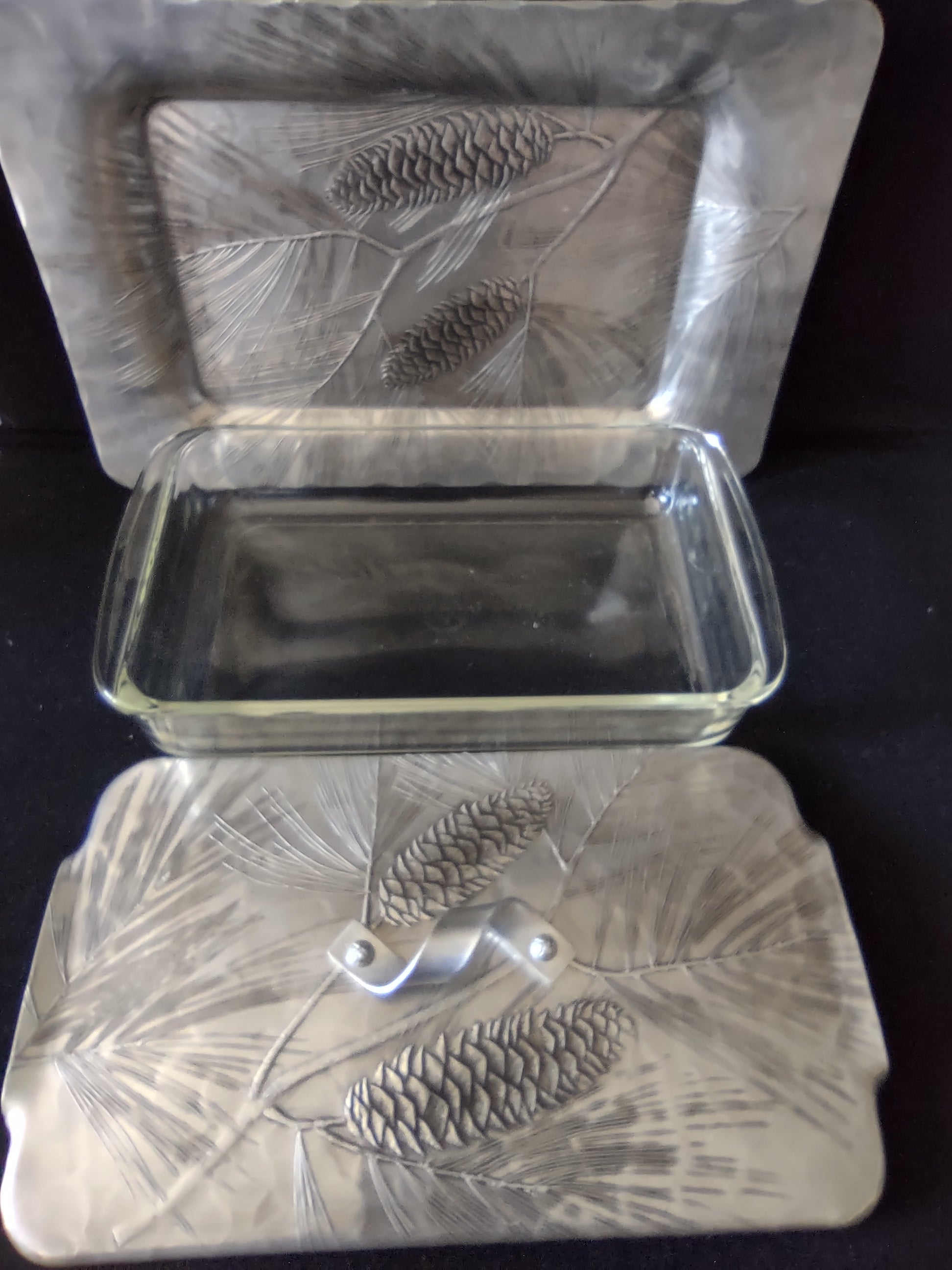 Vintage Casserole Serving Tray Wendell Aluminum 1.5 Qt Pyrex (Lot 5730)