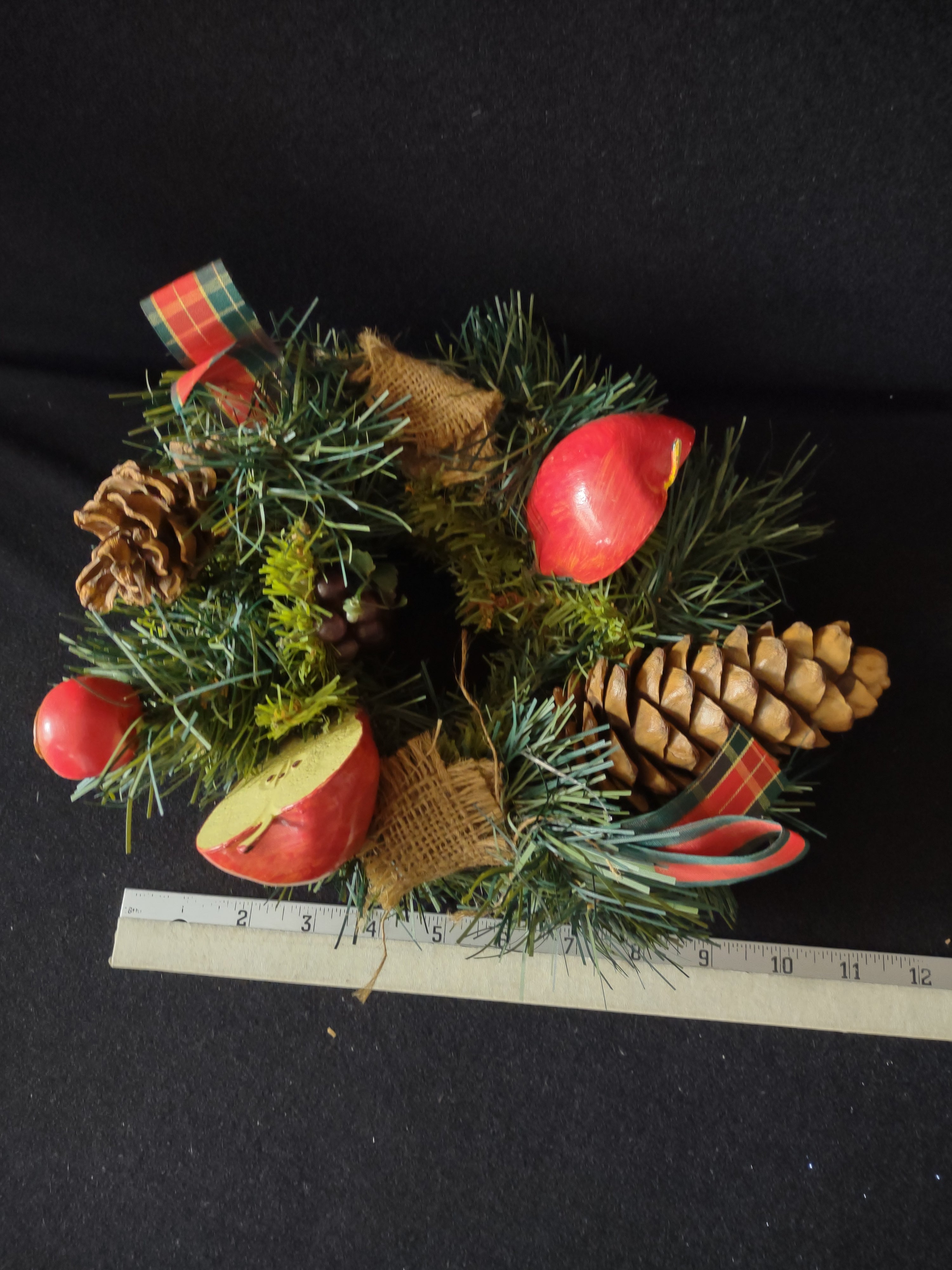 Vintage Christmas 10" Candle Ring Wreath Apples Pine Cones 3" Opening (Lot 4779)