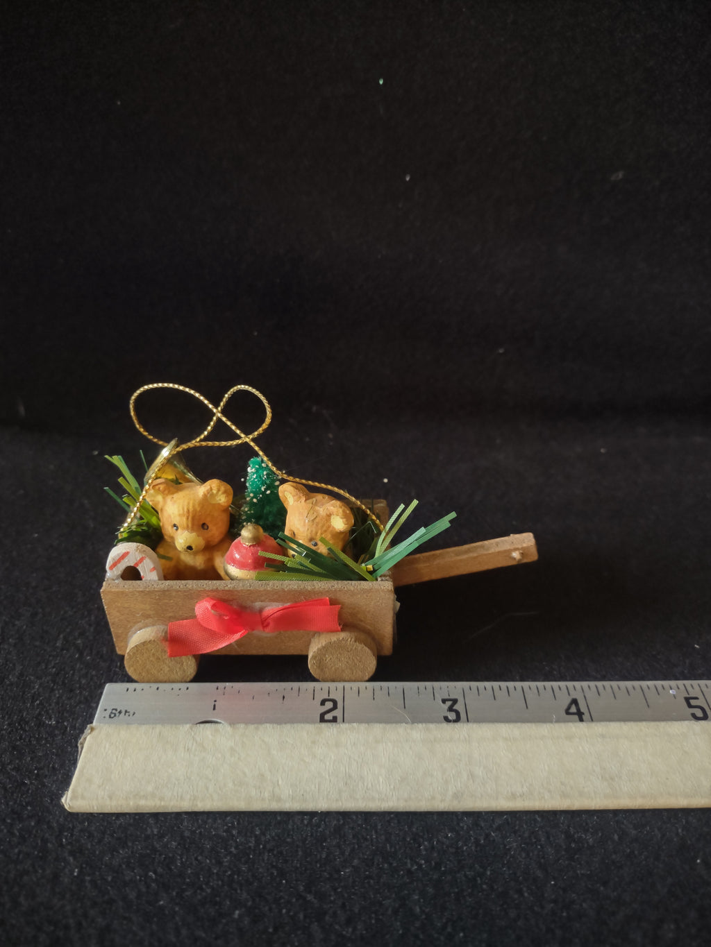 Vintage Christmas Country Cousin Around World Teddy Bears Wooden Wagon (Lot 4679
