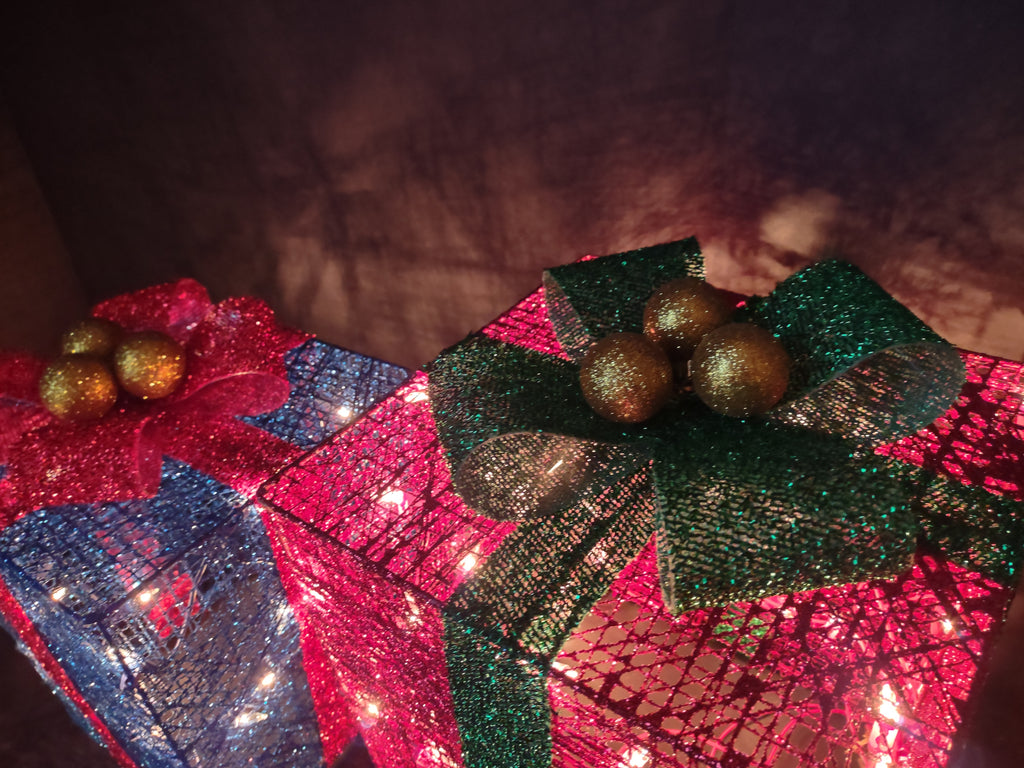 Christmas 3 Gift Box Set 100 Lights Sisal Multi-Color (lot 1391)