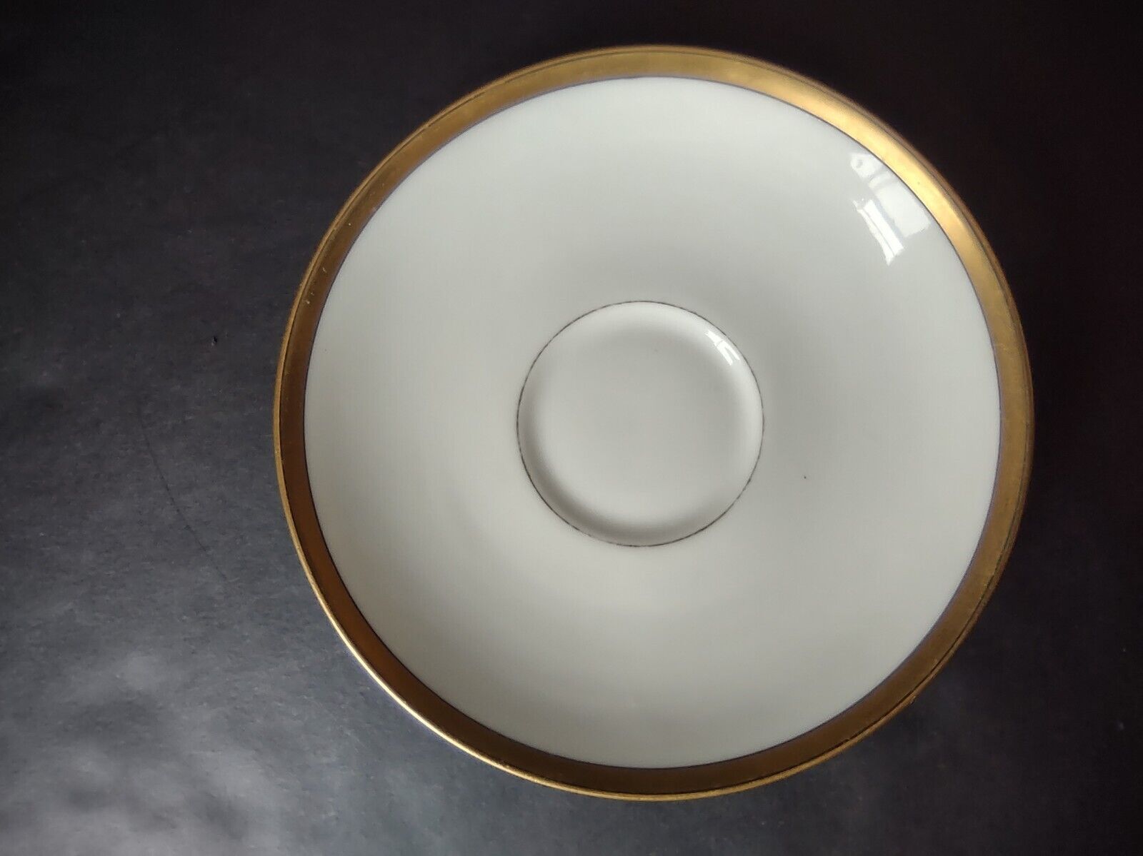 Haviland Limoges France Black & Gold Trim White 5-3/4" Saucer (lot 679)