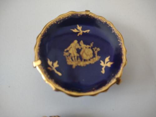 lot 786 Limoges France Cobalt Gold Trim2 x Decoration 1-3/4" Courting Couple