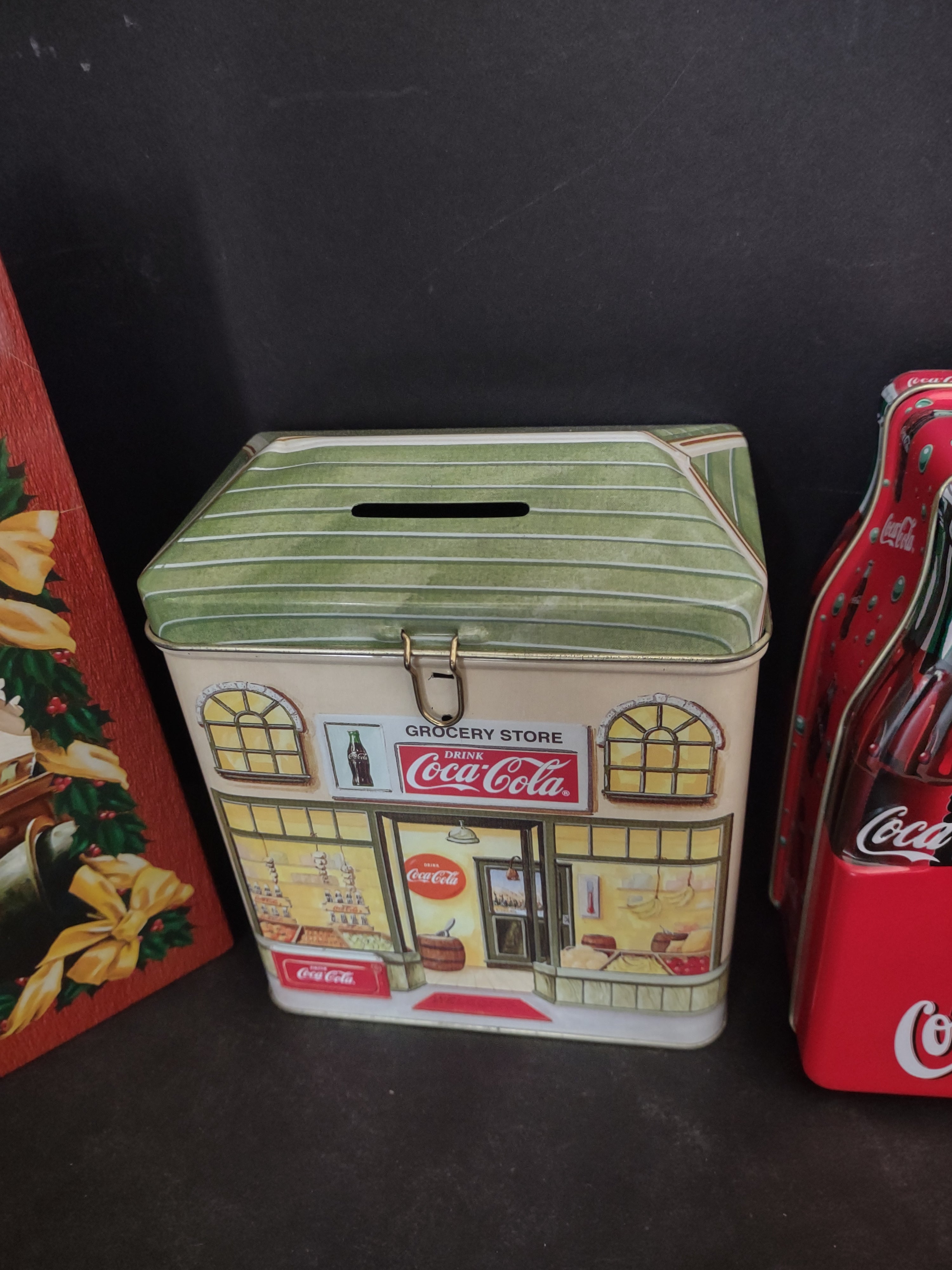 Lot of Coca-Cola Vintage Collectible Tin Coin Bank (lot 3140)