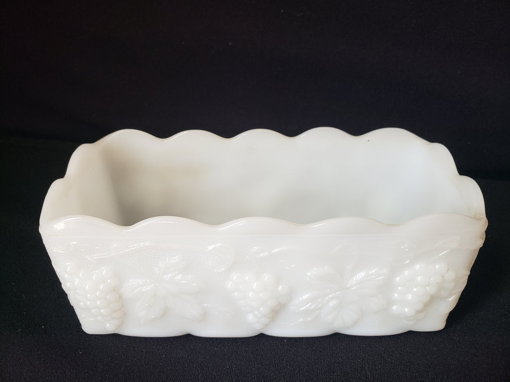 Vintage Anchor Hocking Milk Glass Planter Grape Pattern Rectangle (lot 2217)