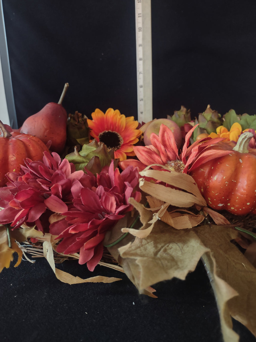 Halloween Thanksgiving/Fall Grape Vine Flowers Pumpkin Fruit Wreath (Lot 3437)