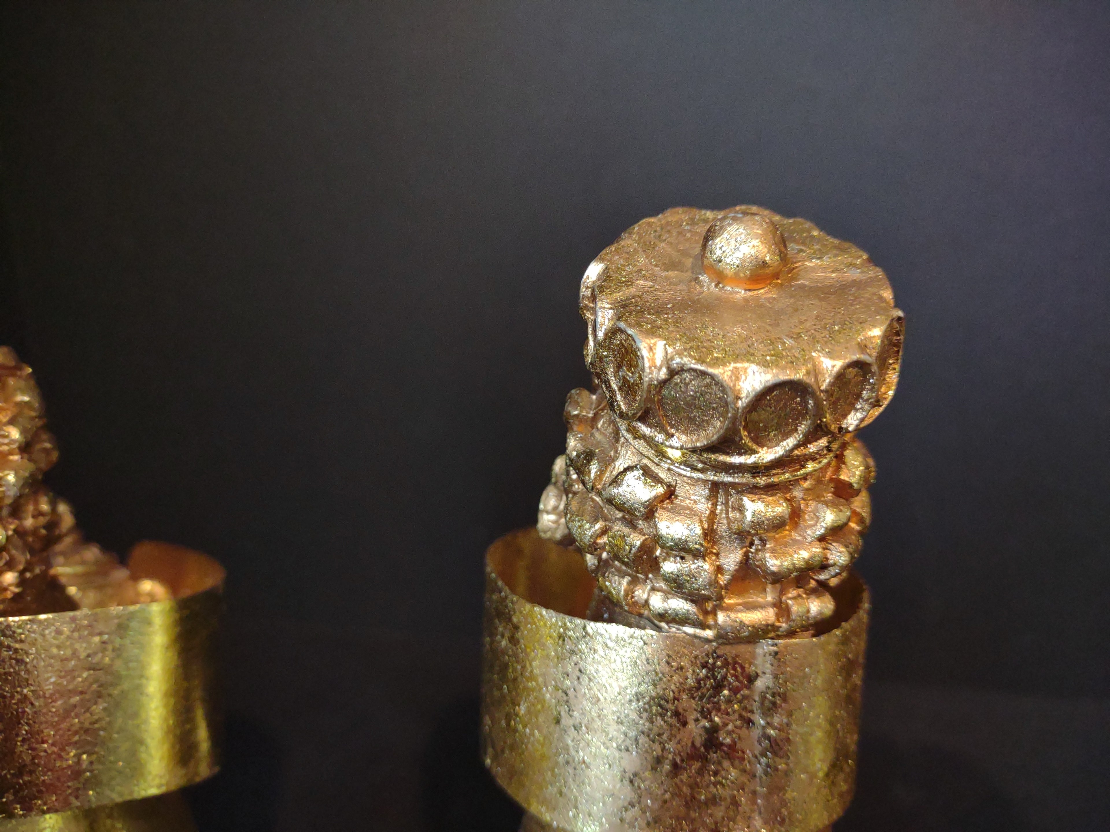Christmas Set 3 Wiseman Gold Color 8" (lot 1458)