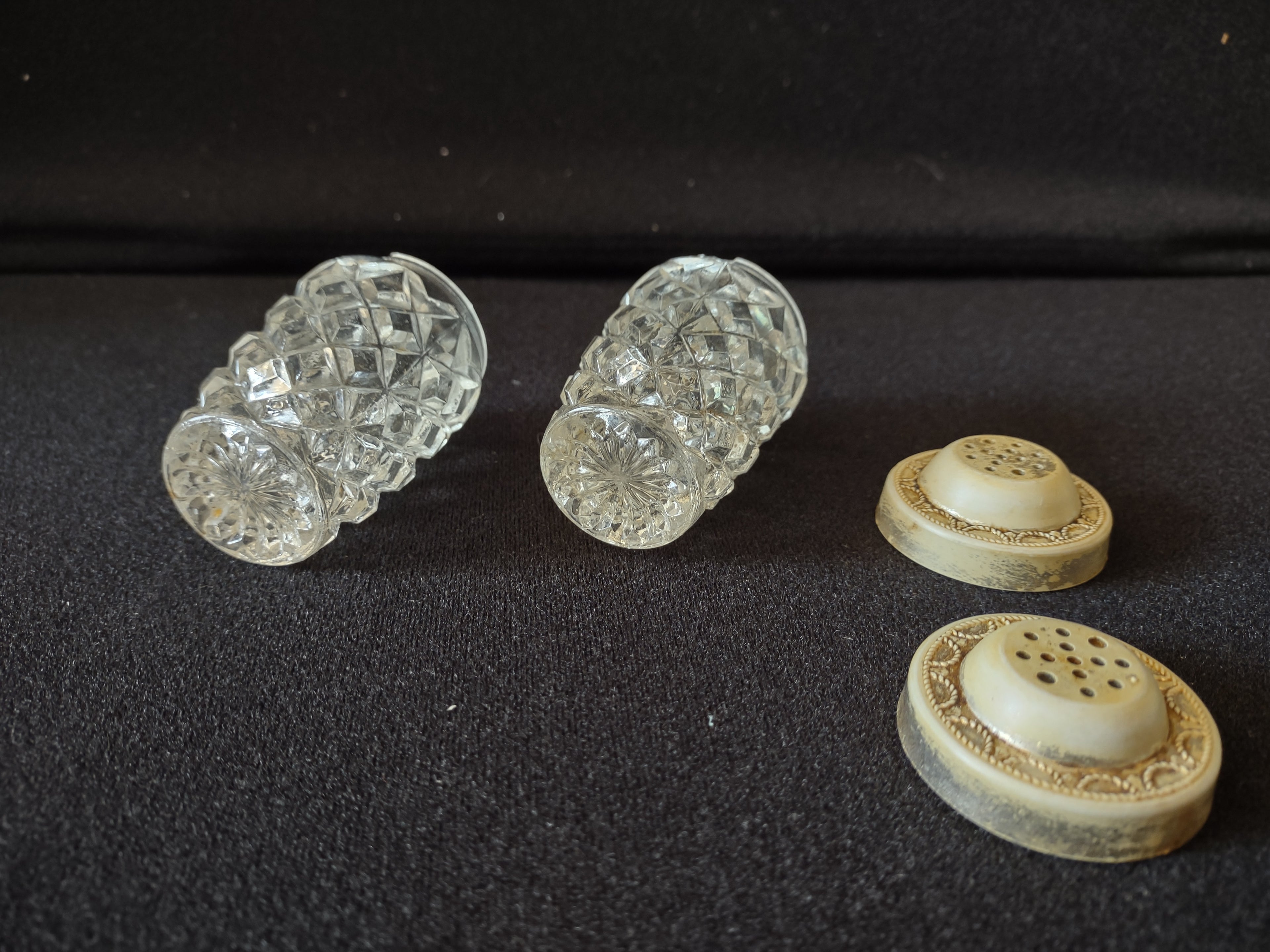 Vintage Salt Pepper Shaker Glass Body Plastic Top IMPERFECT (lot 5396)