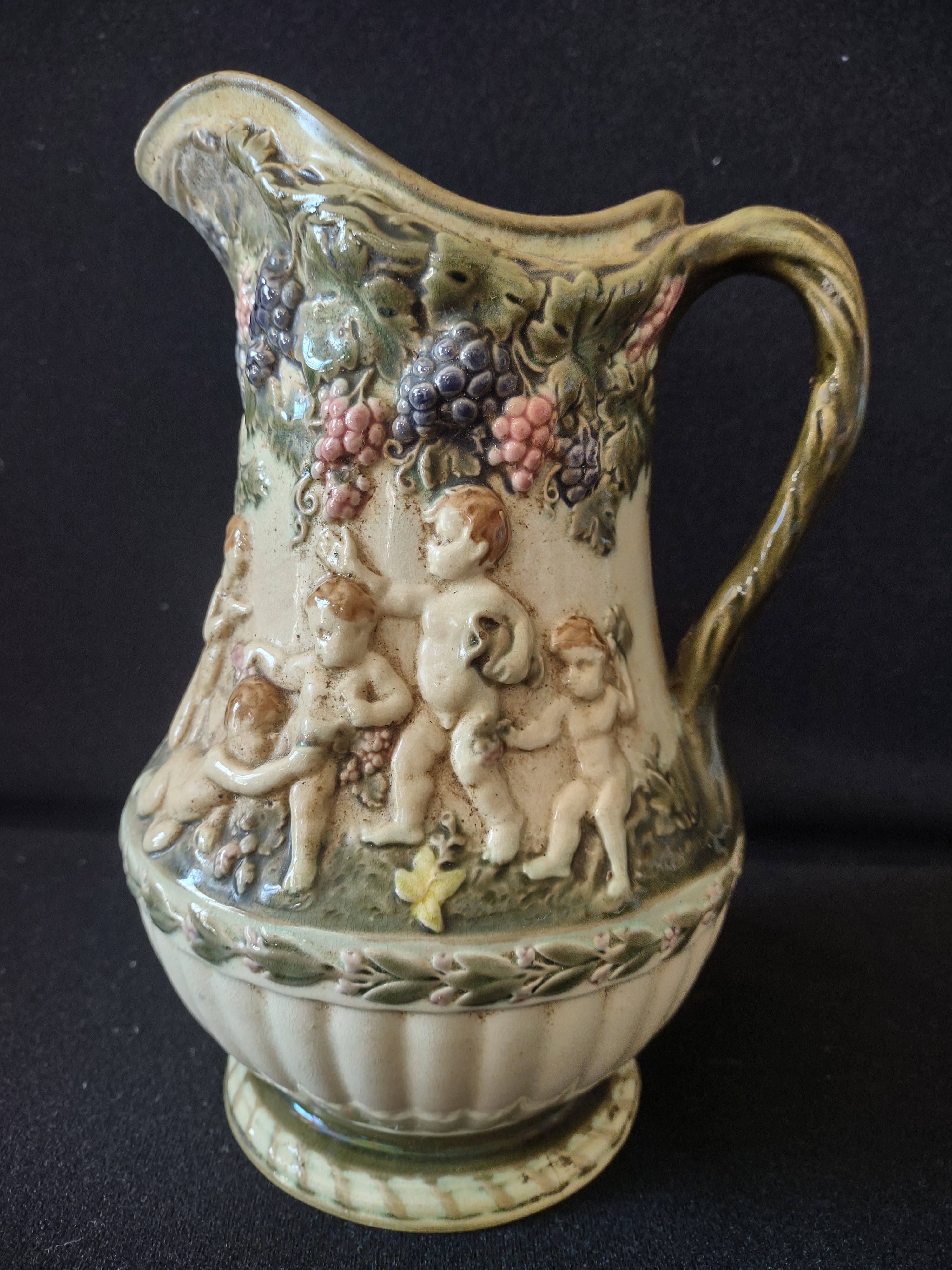Vintage Ceramic Cupid Cherub Grape Vase Heavy Crazing IMPERFECT (lot 5523)