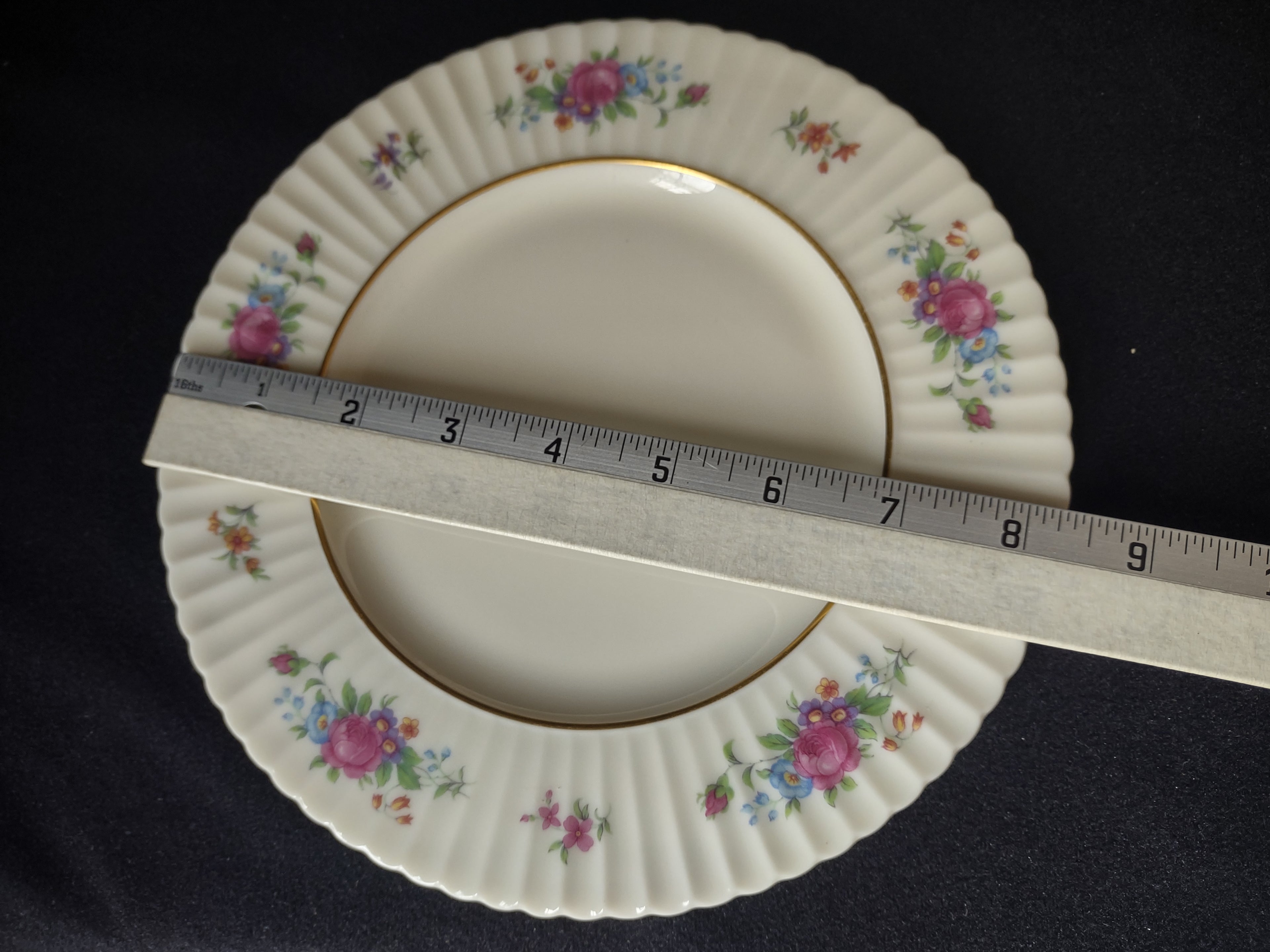 Vintage Lenox Pavlova Dessert or Salad Plate (lot 1844)
