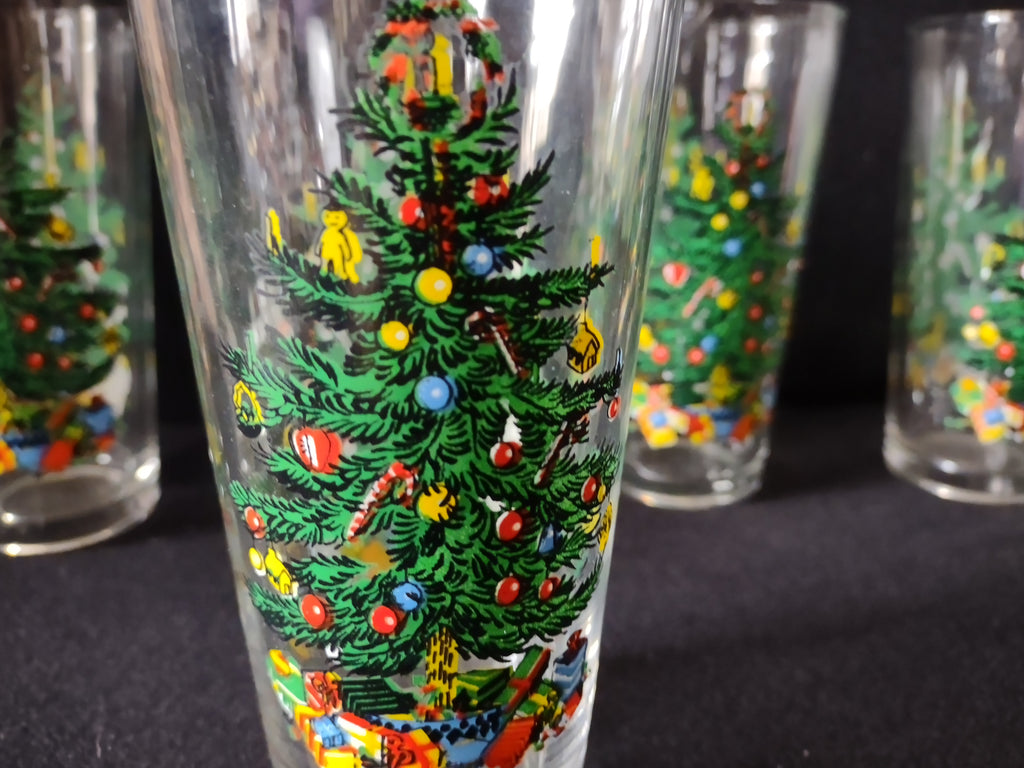 Vintage Indonesia KIG Christmas Tree Tumbler x 4 Drinking Glass (lot 5235)