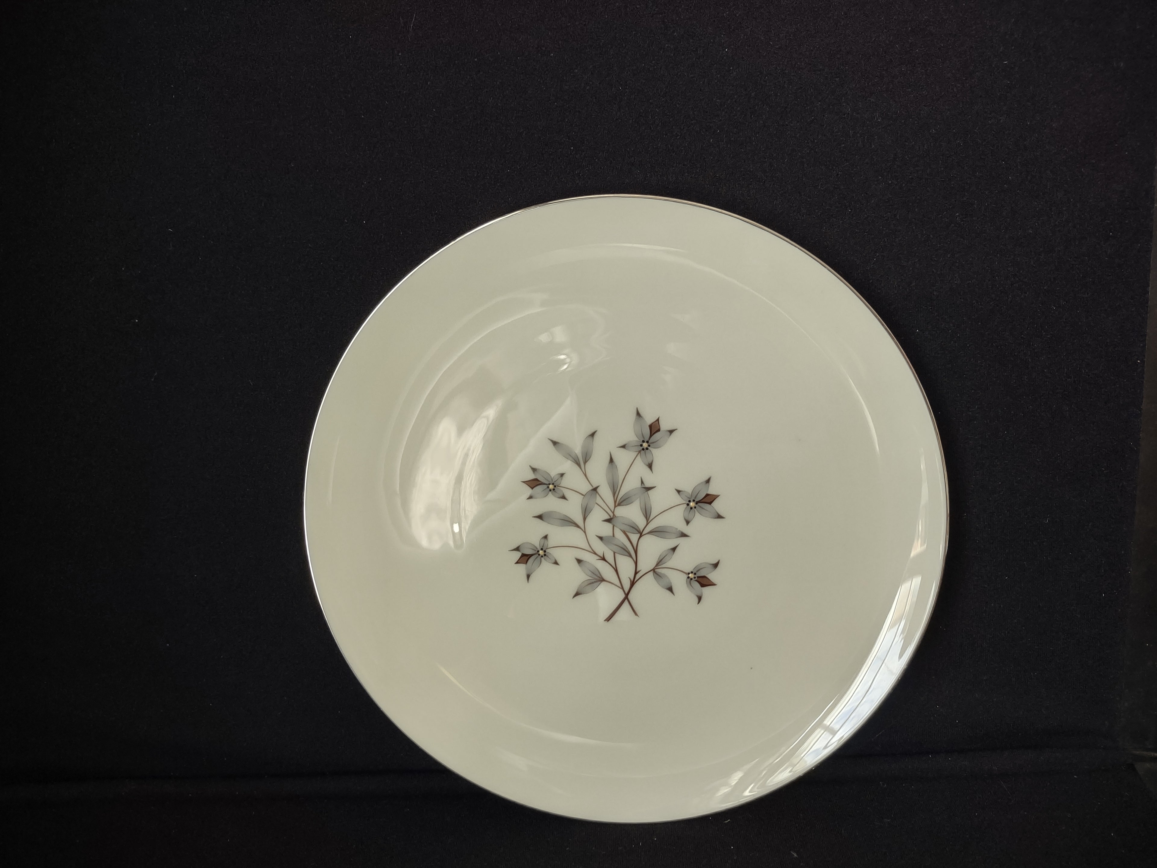 Vintage Lenox Princess X-516 Gold Trim Dinner Plate 10-1/2" (lot 1906)