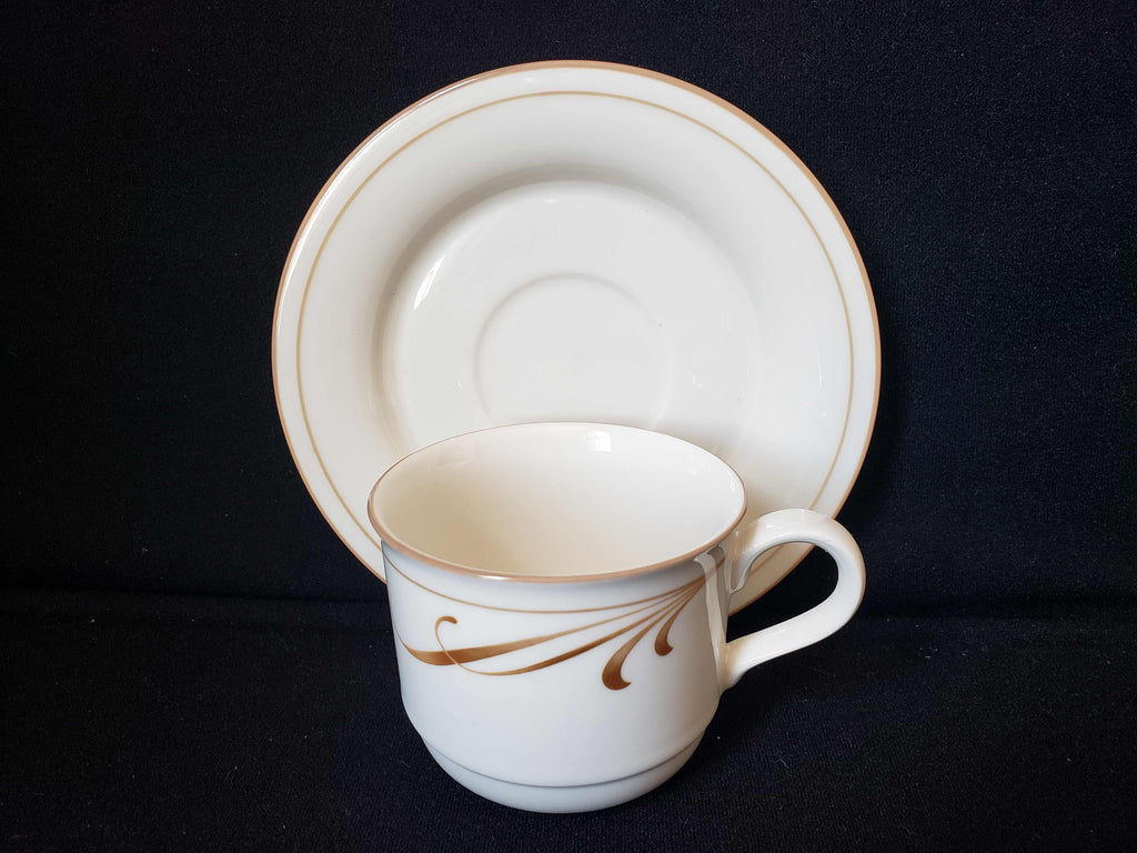Vintage Lenox Beige Brushstrokes Tea Cup with Saucer (lot 1943)