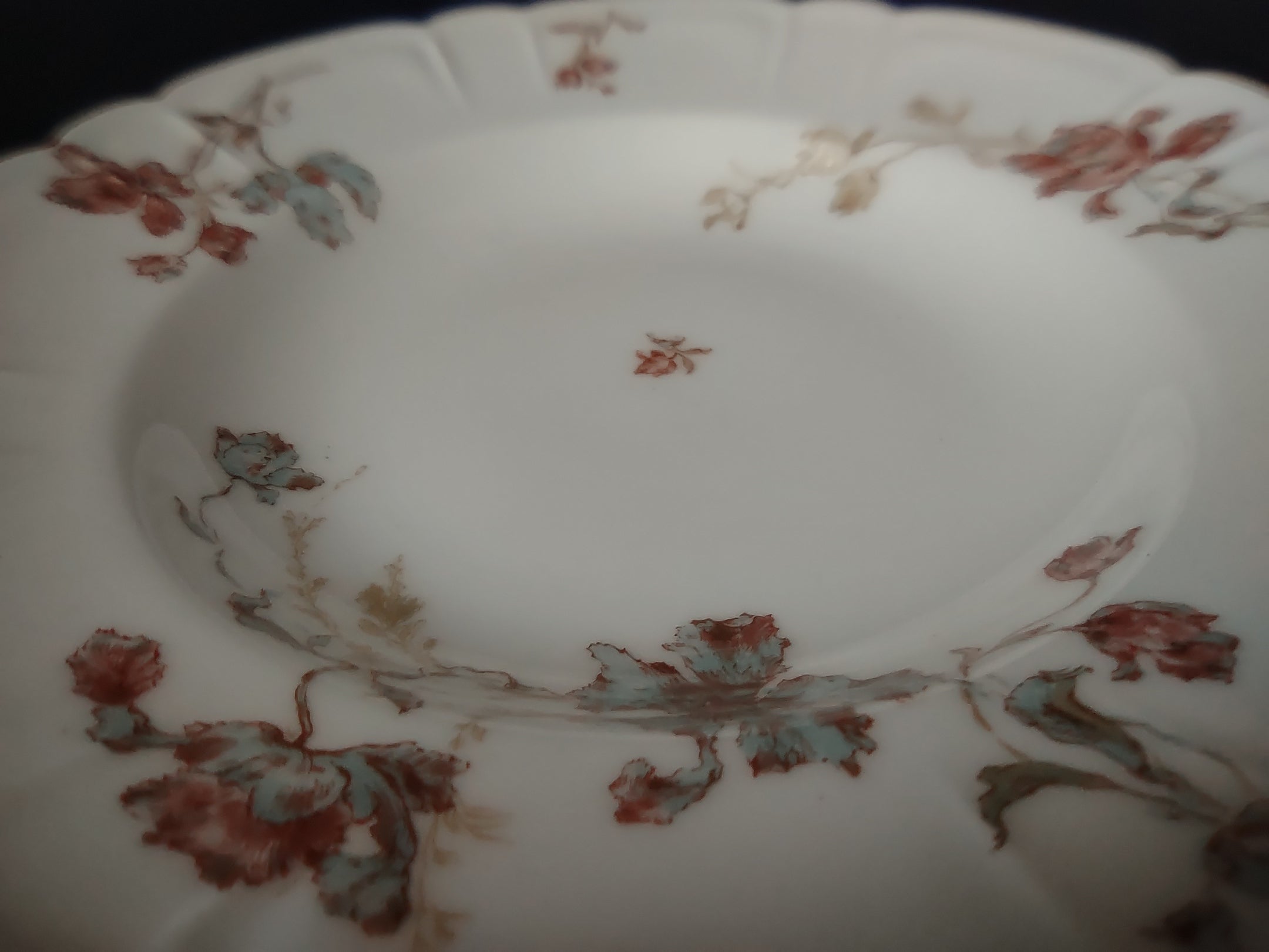 Antique Haviland Limoges Blue Red Flower Soup Plate 9" (lot 957)