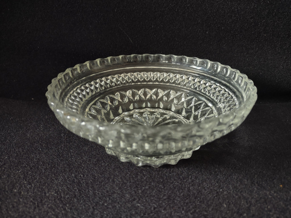 Wexford Anchor Hocking Small Glass Serving Bowl x 6 Diamond (lot 5150)