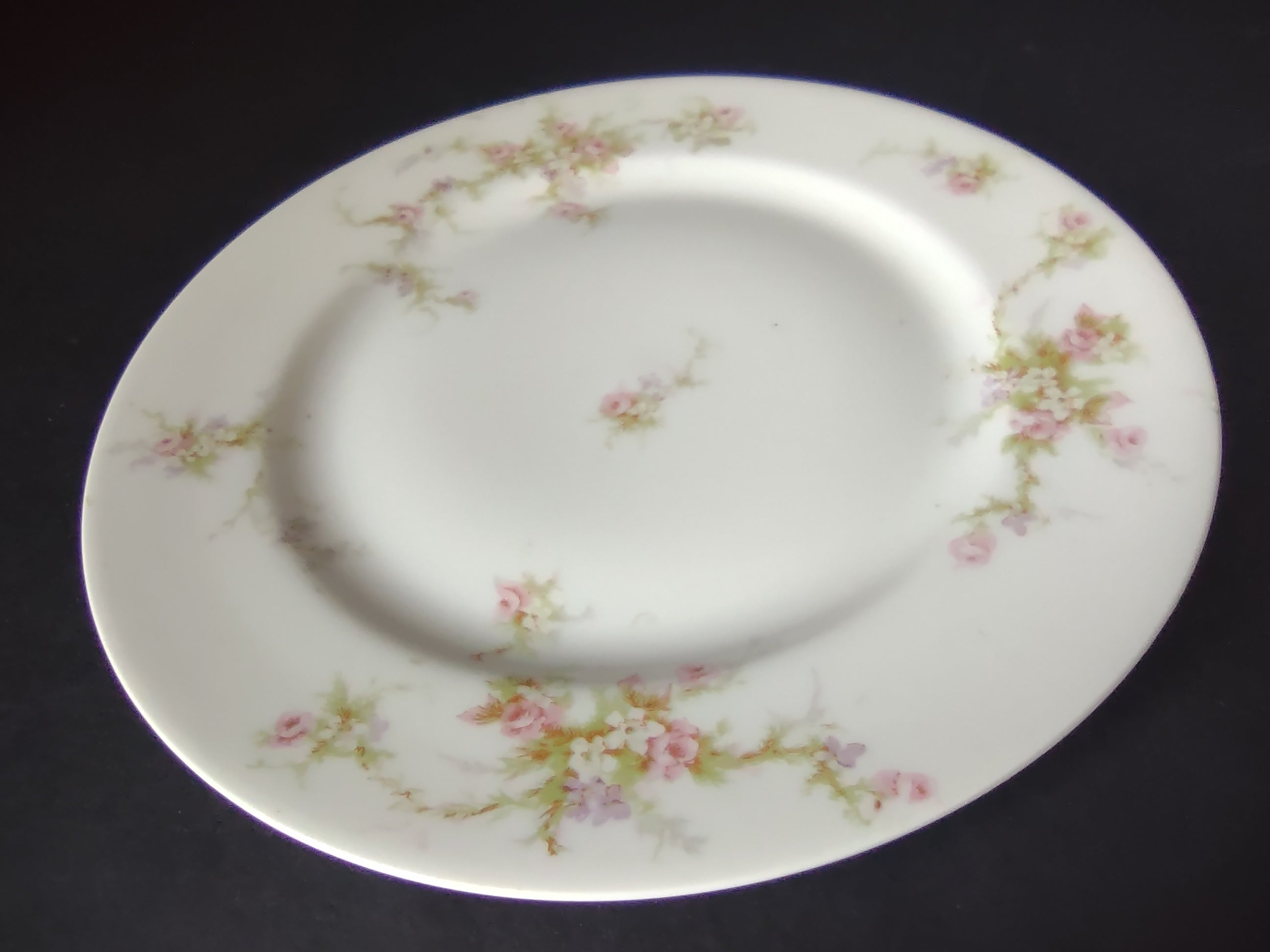 Haviland Limoges Dessert/Salad Plate Rose White Purple Flower Moss (lot 897)