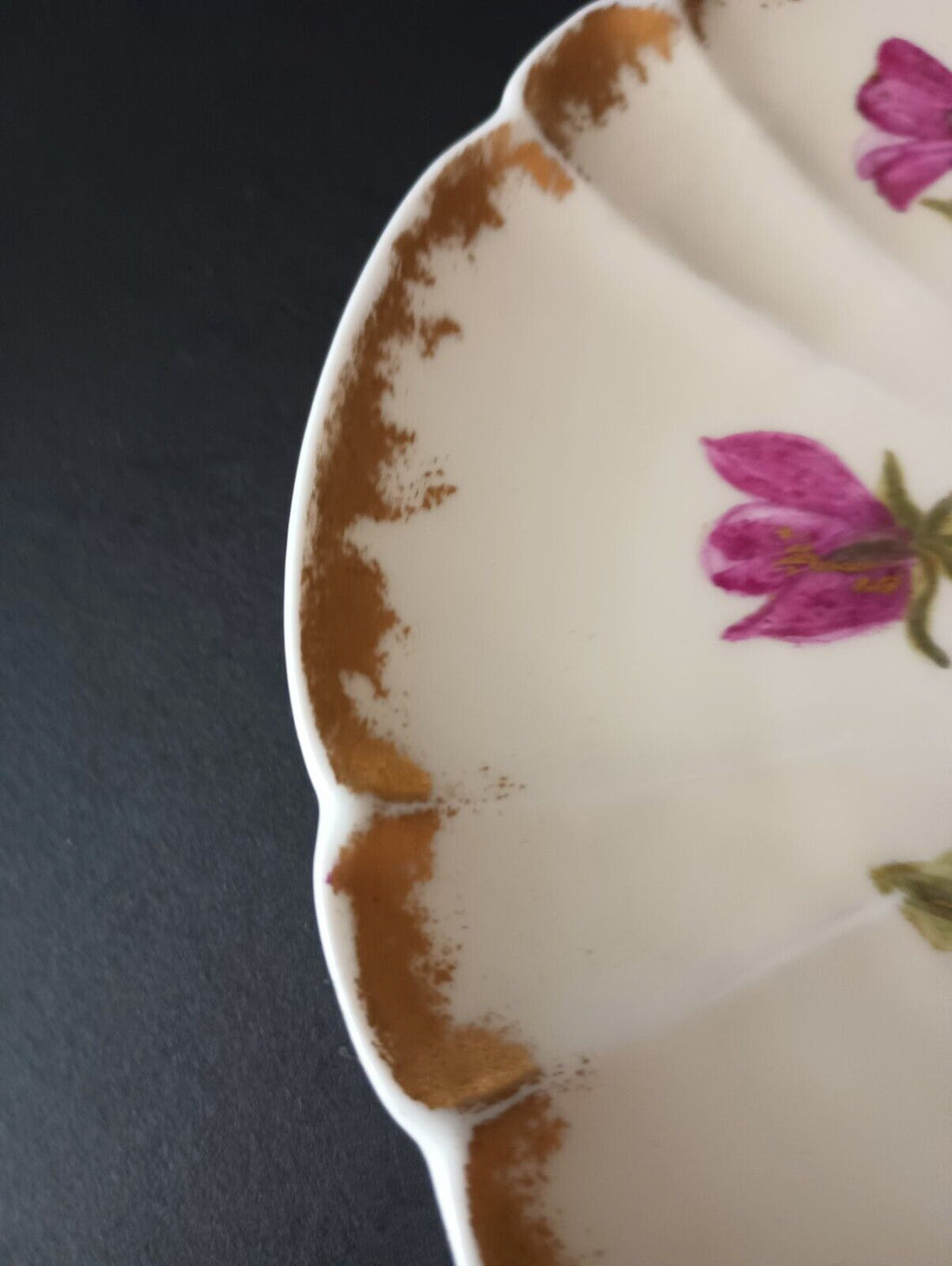 Haviland Limoges H&Co Pansies Gold Trim Plate 7-1/4" (lot 369)