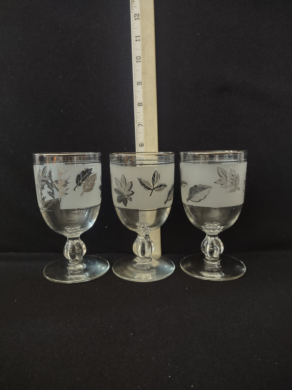 Vintage Libbey Silver Leaf Foliage Frosted Goblet X 3 (Lot 3231)