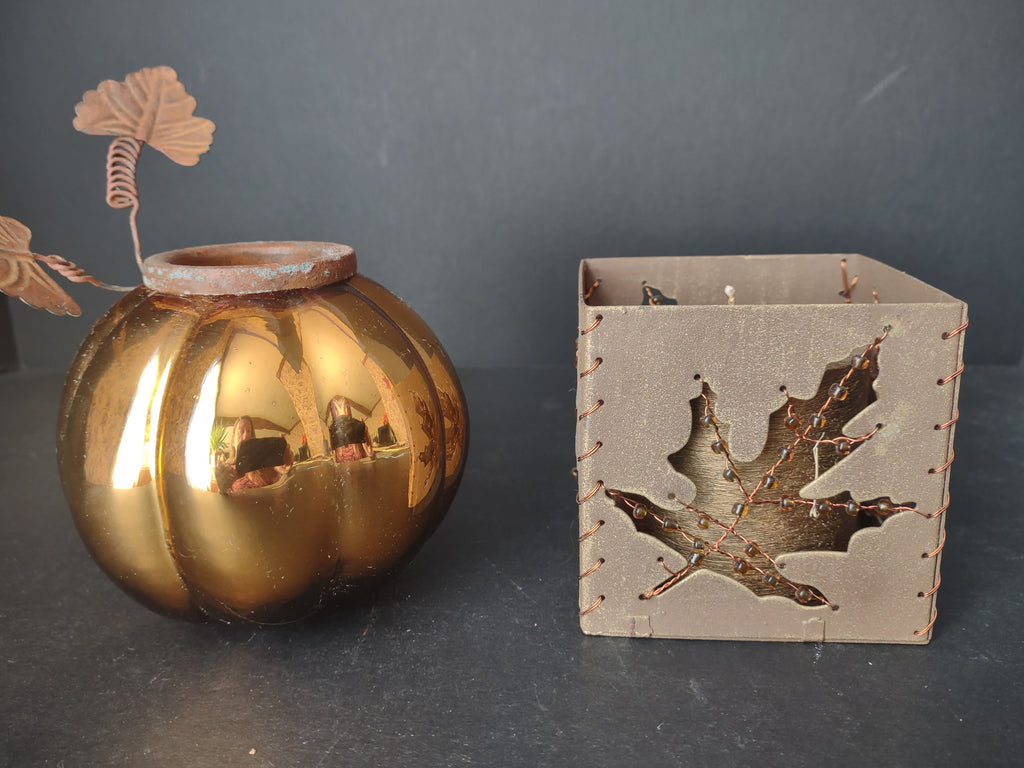 Halloween Fall Thanksgiving Glass Candle Holder and Candle (lot 1191)