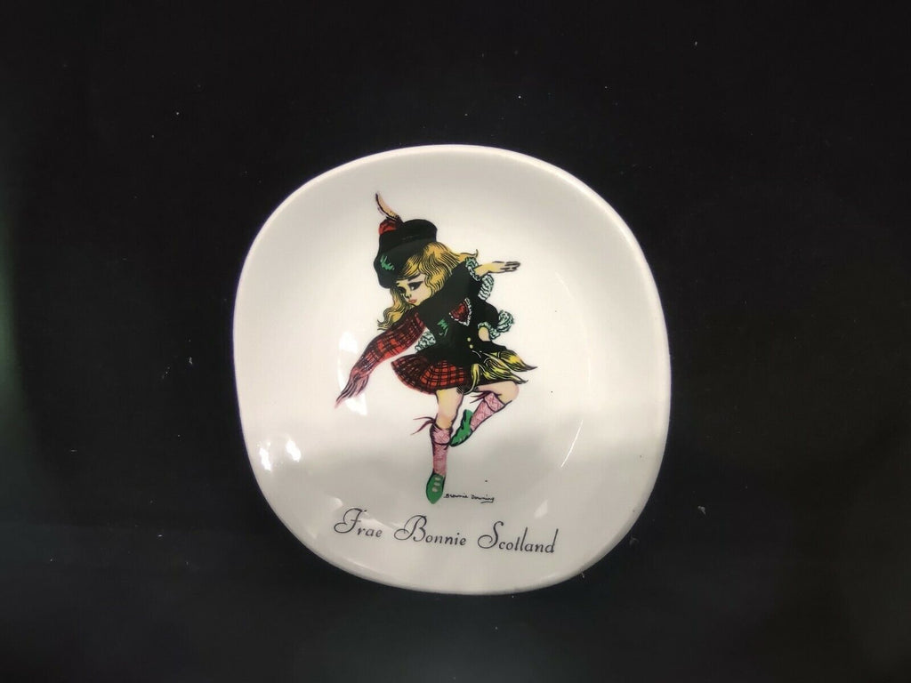 030 Collectible Brownie Downing J.H. Weatherby & Sons Frae Bonnie Scotland Plate