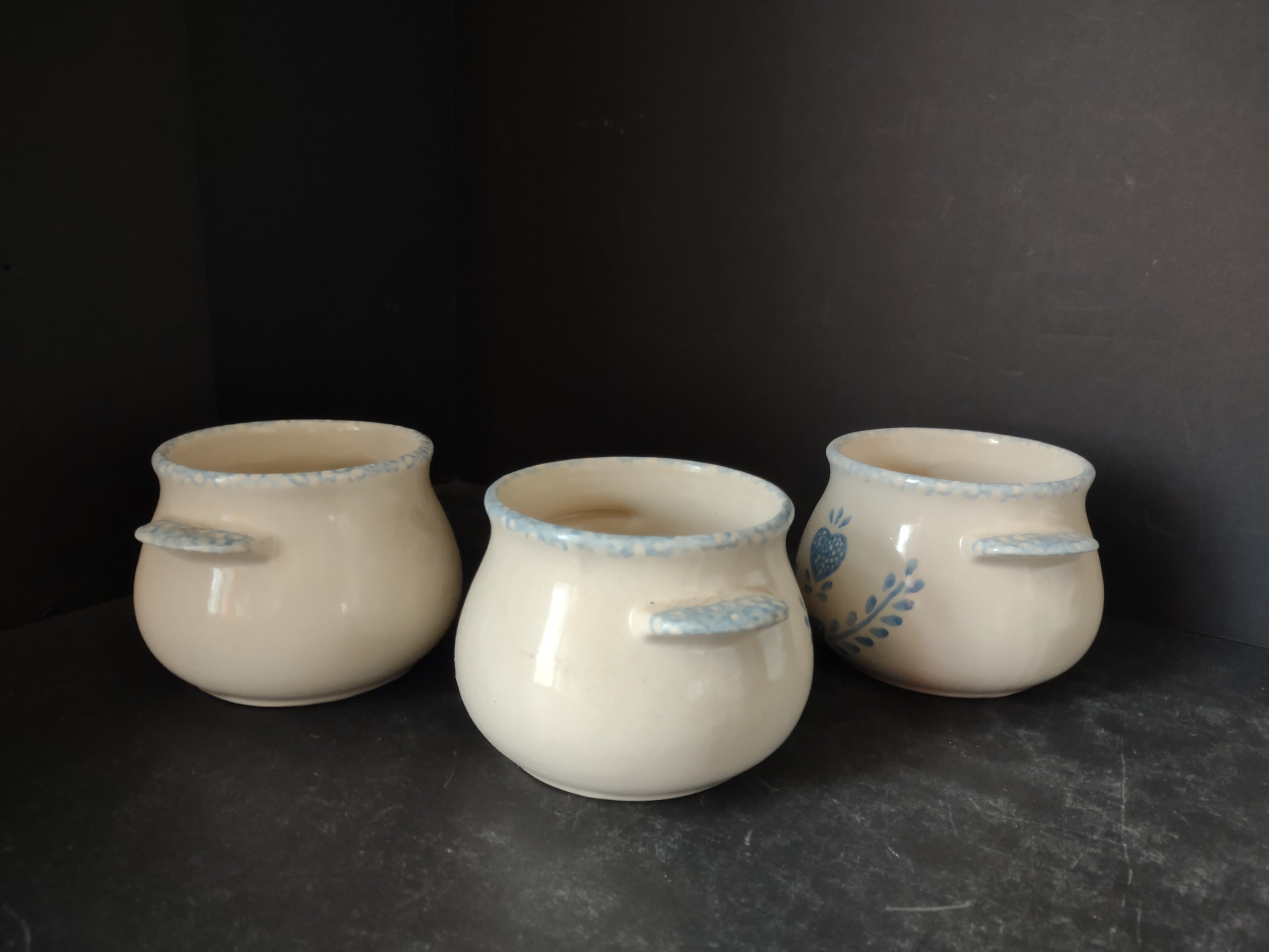 Vintage Stoneware Hearts Cottage White Blue Soup Bowl x 3 (lot 5307)