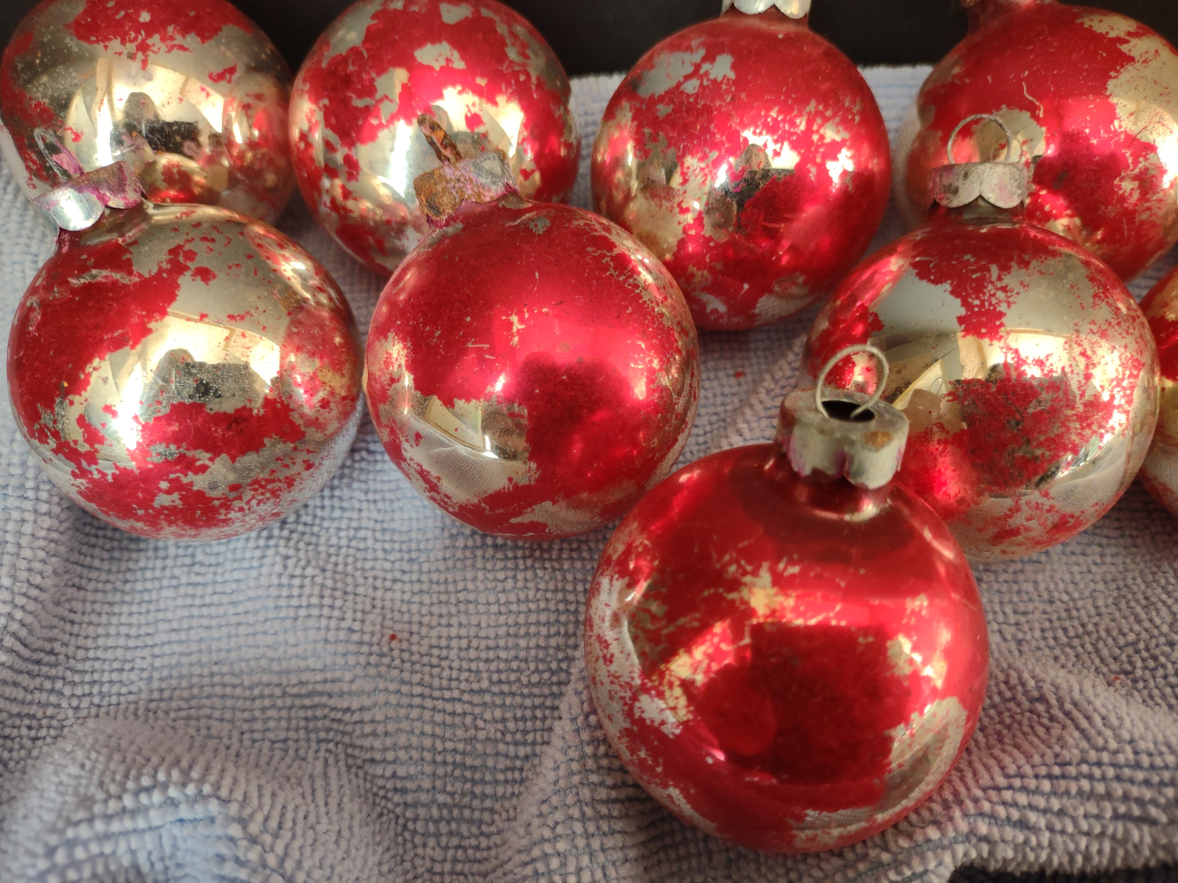 Vintage Christmas Ornament Red Bulb x 10 Shiny Brite 2" IMERFECT (lot 3454)