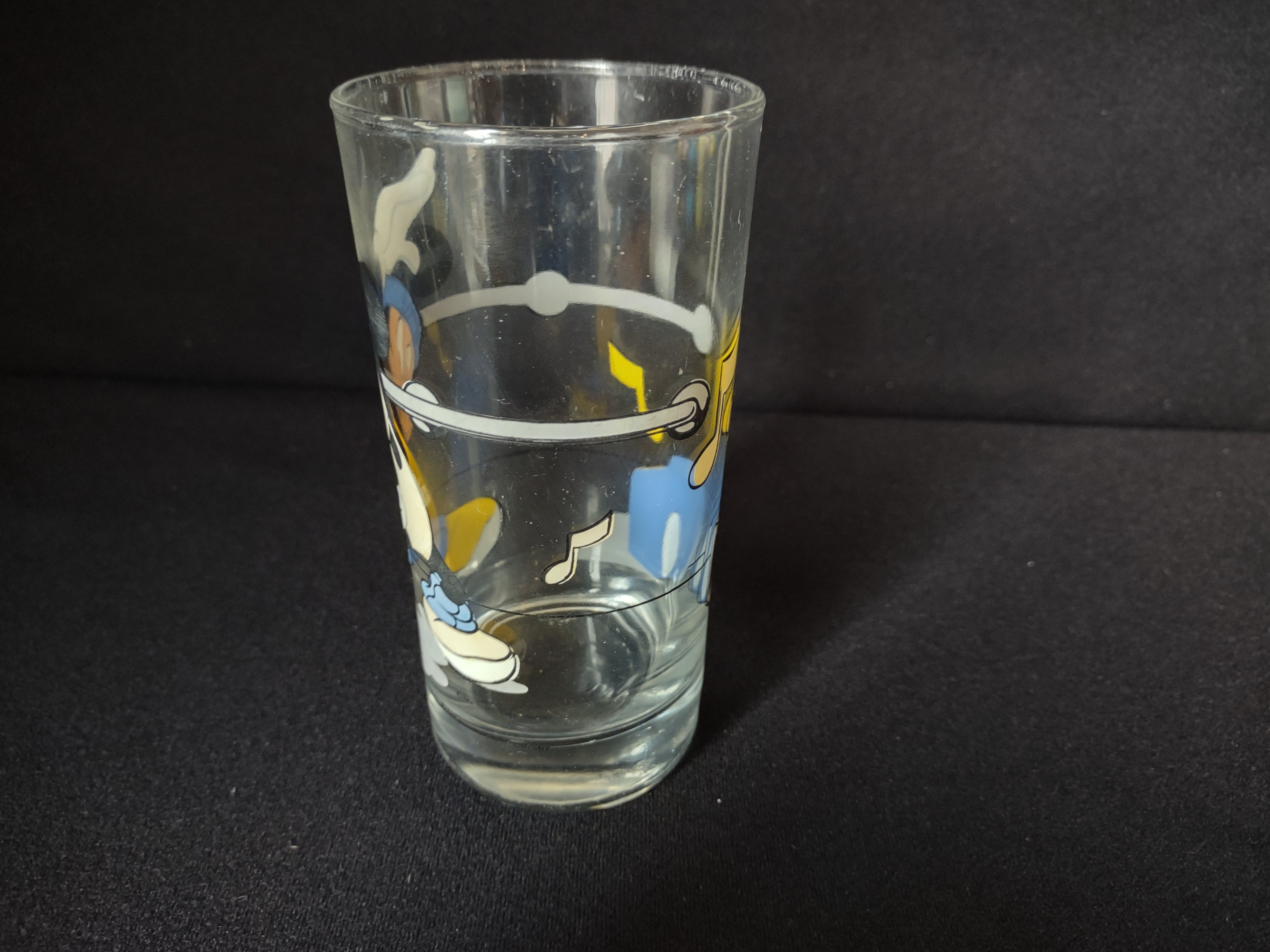 Vintage Minnie Mouse Jazzercise Boombox Drinking Glass (lot 1541)