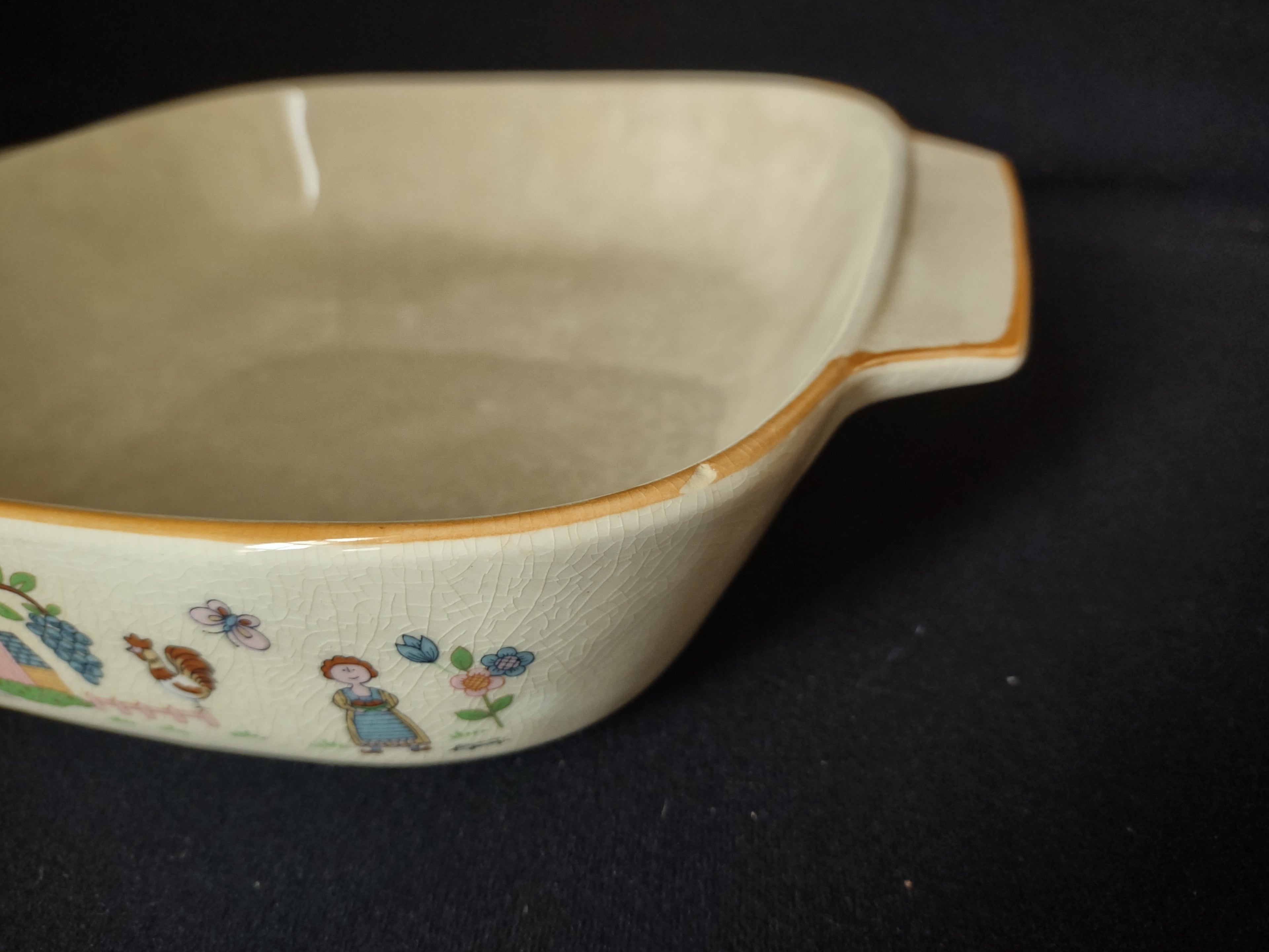 Jamestown Japan Country Home 9" Square Baking Dish (lot 2859c)
