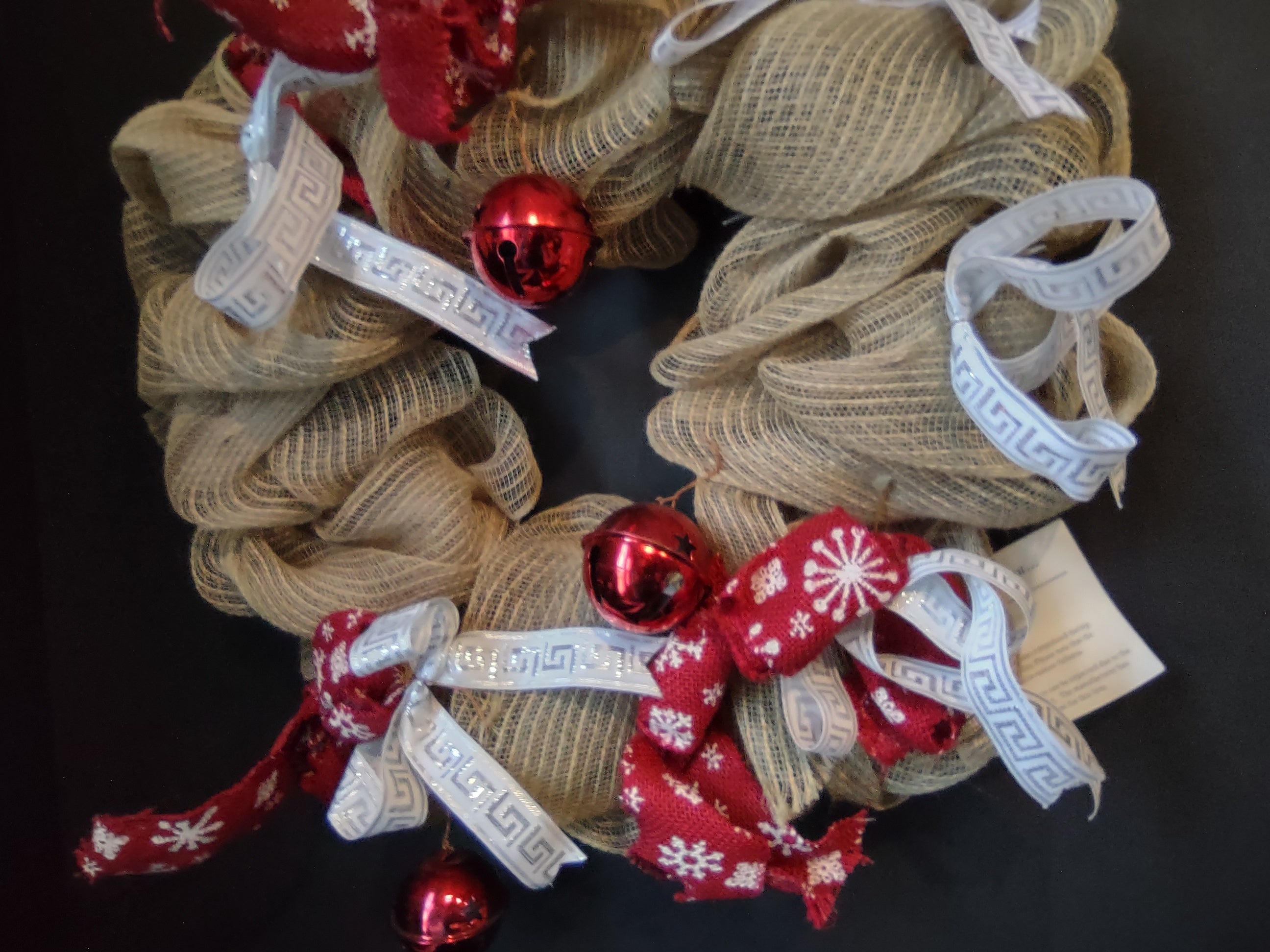 Christmas Mesh Wreath with Bells and Bows Primitive Rustic Cottage (lot 2726c)