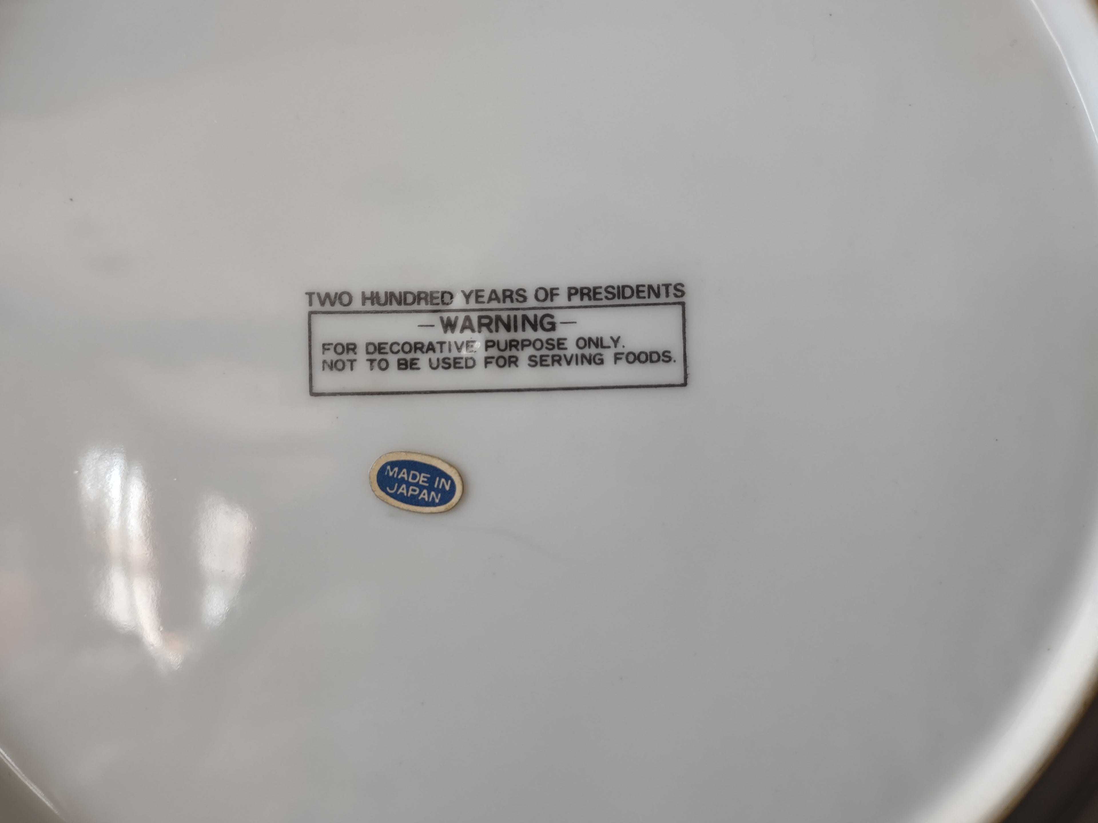 Vintage Japan Two Hundred Years of Presidents Wall Plate (lot 5288)
