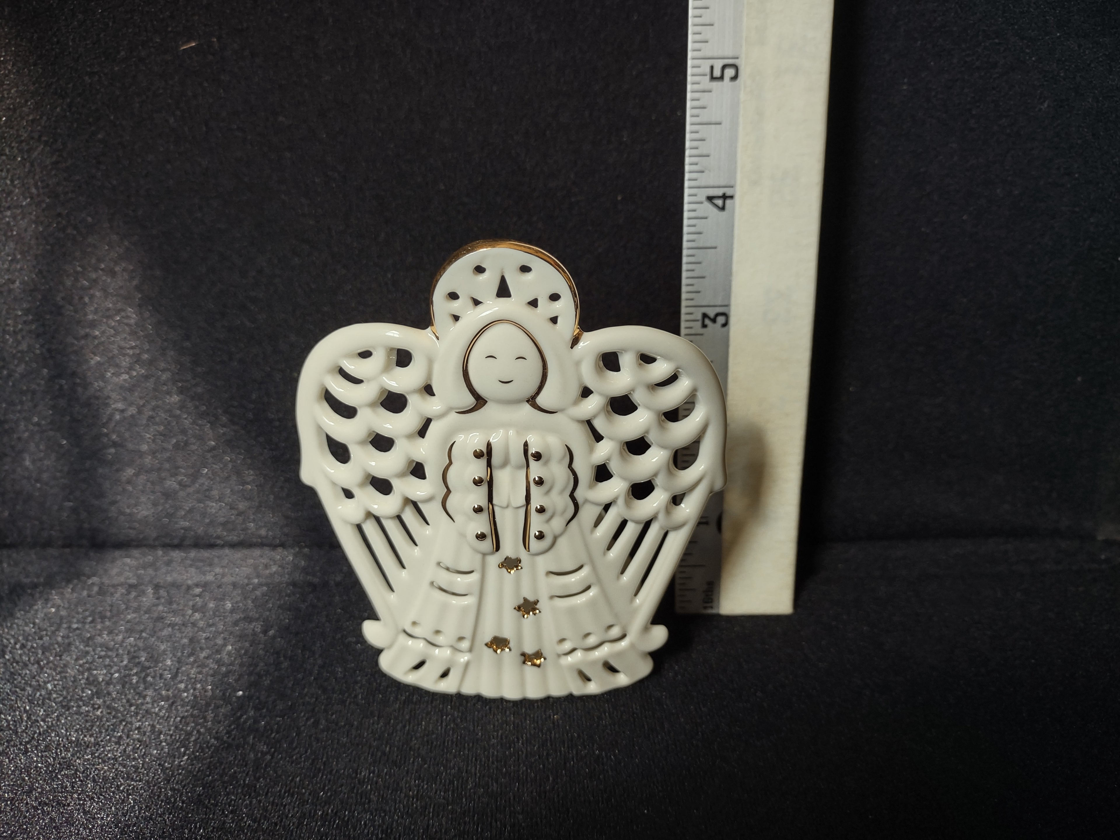 Lenox Angel Tea Light Candle Holder (lot 1652)
