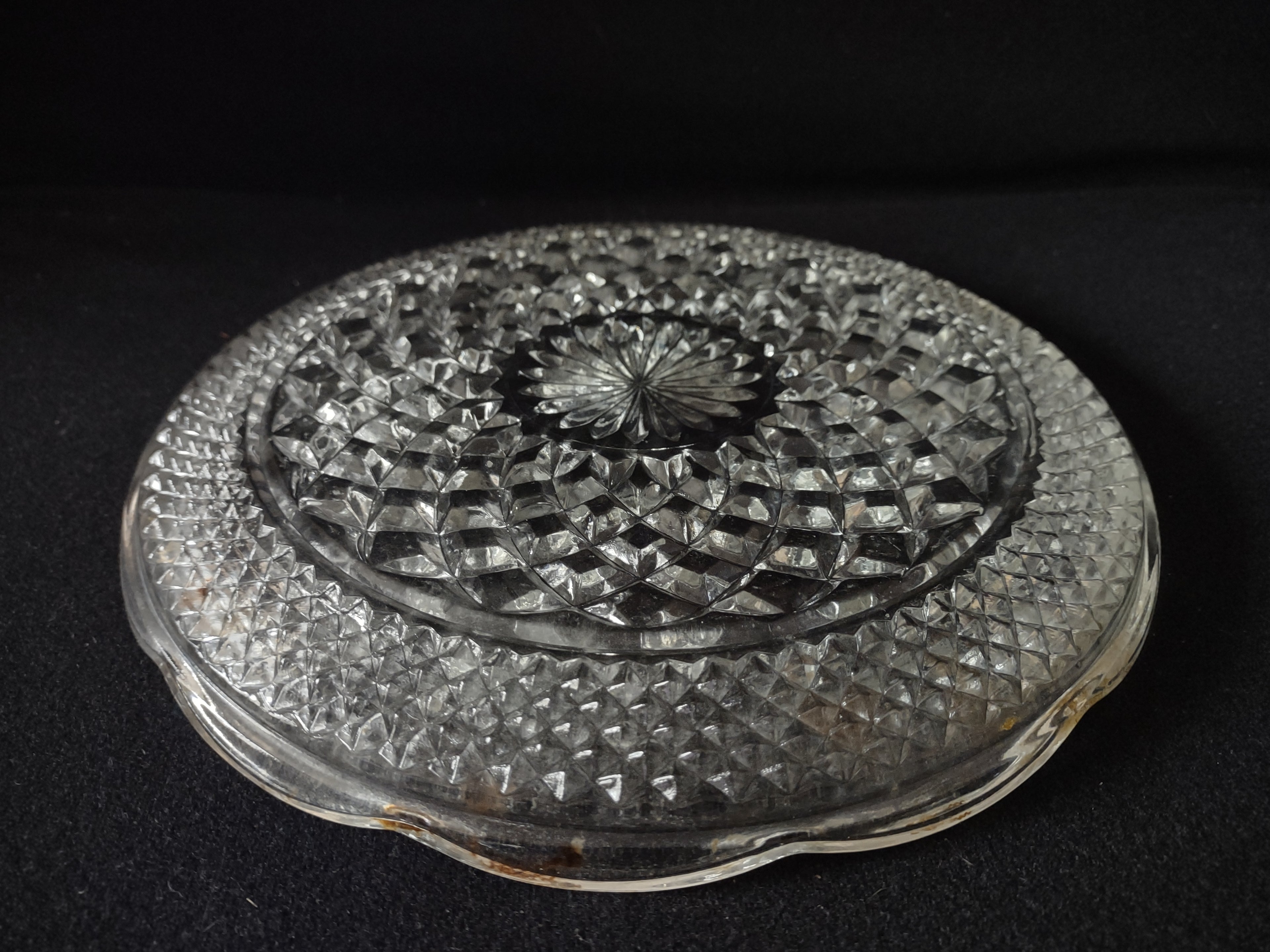 Wexford Anchor Hocking Large Glass Serving Platter Diamond (lot 5149)