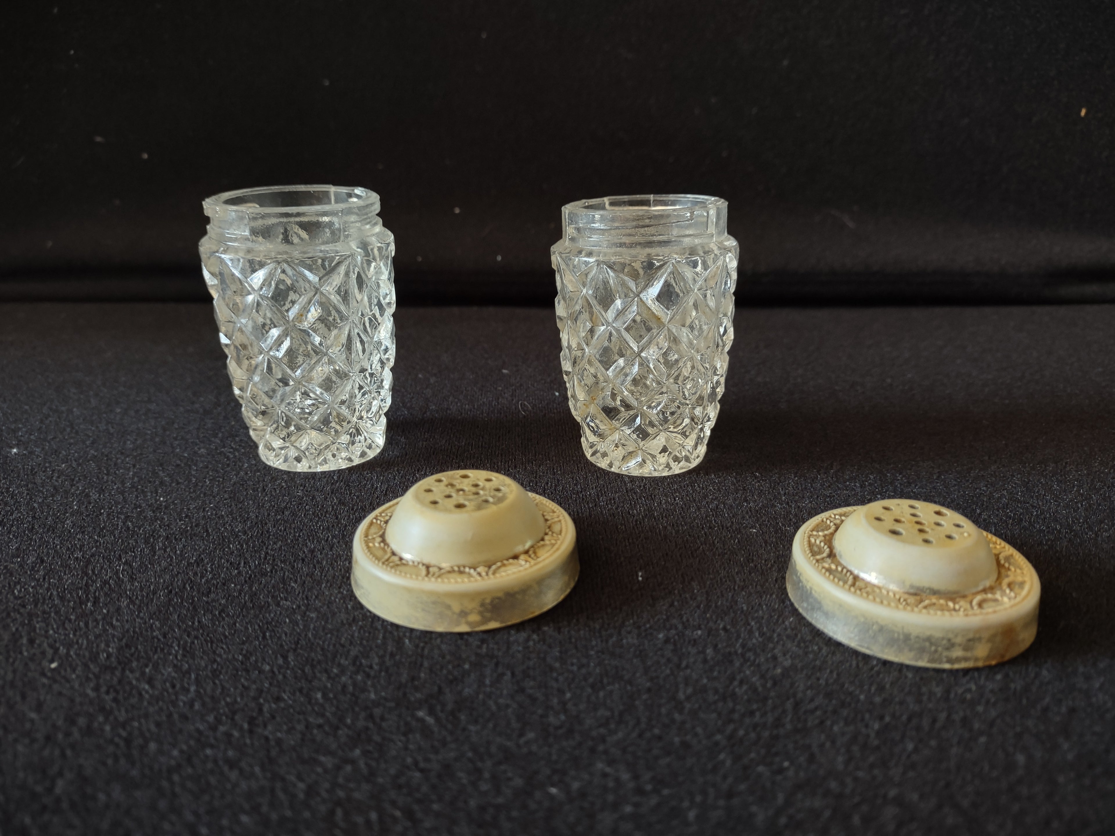 Vintage Salt Pepper Shaker Glass Body Plastic Top IMPERFECT (lot 5396)