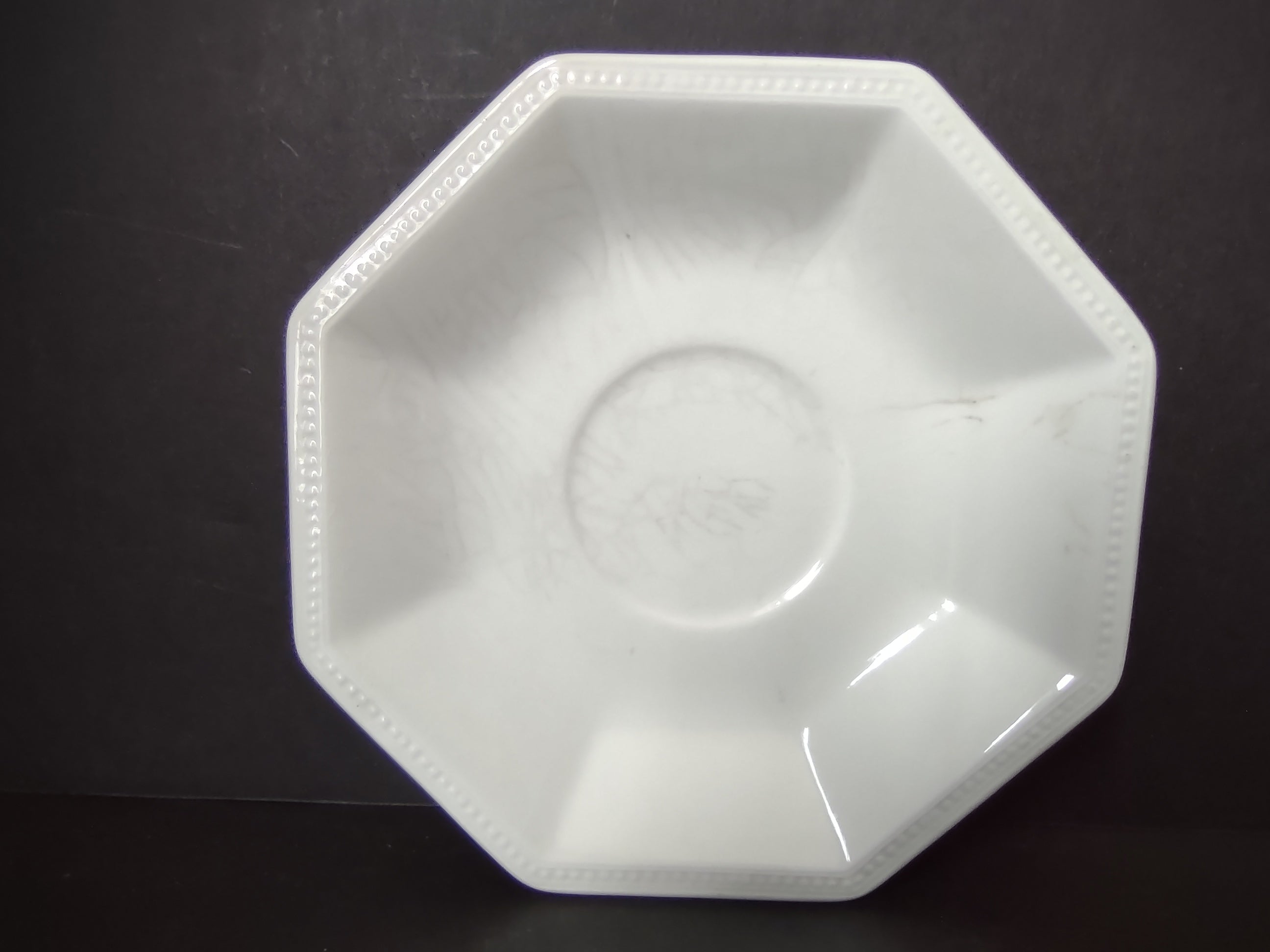 Vintage Ironstone England White Johnson Bros Saucer CRAZING (lot 5643)