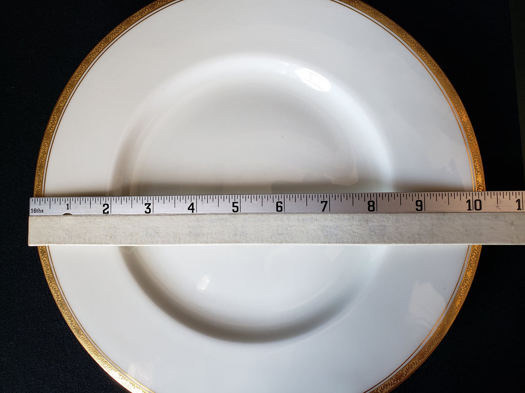 Vintage Royal Worcester Athena Dinner Plate 10-1/4" (lot 2132)