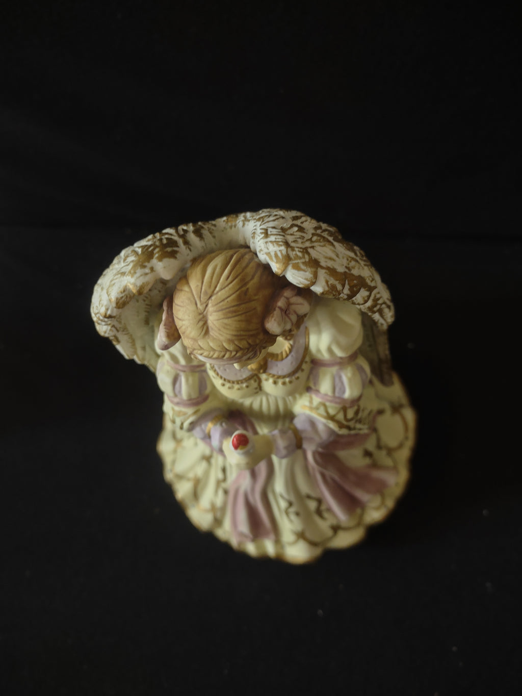 Christmas Vintage Ceramic Winged Angel With Candle Figurine Statue (Lot 3569)