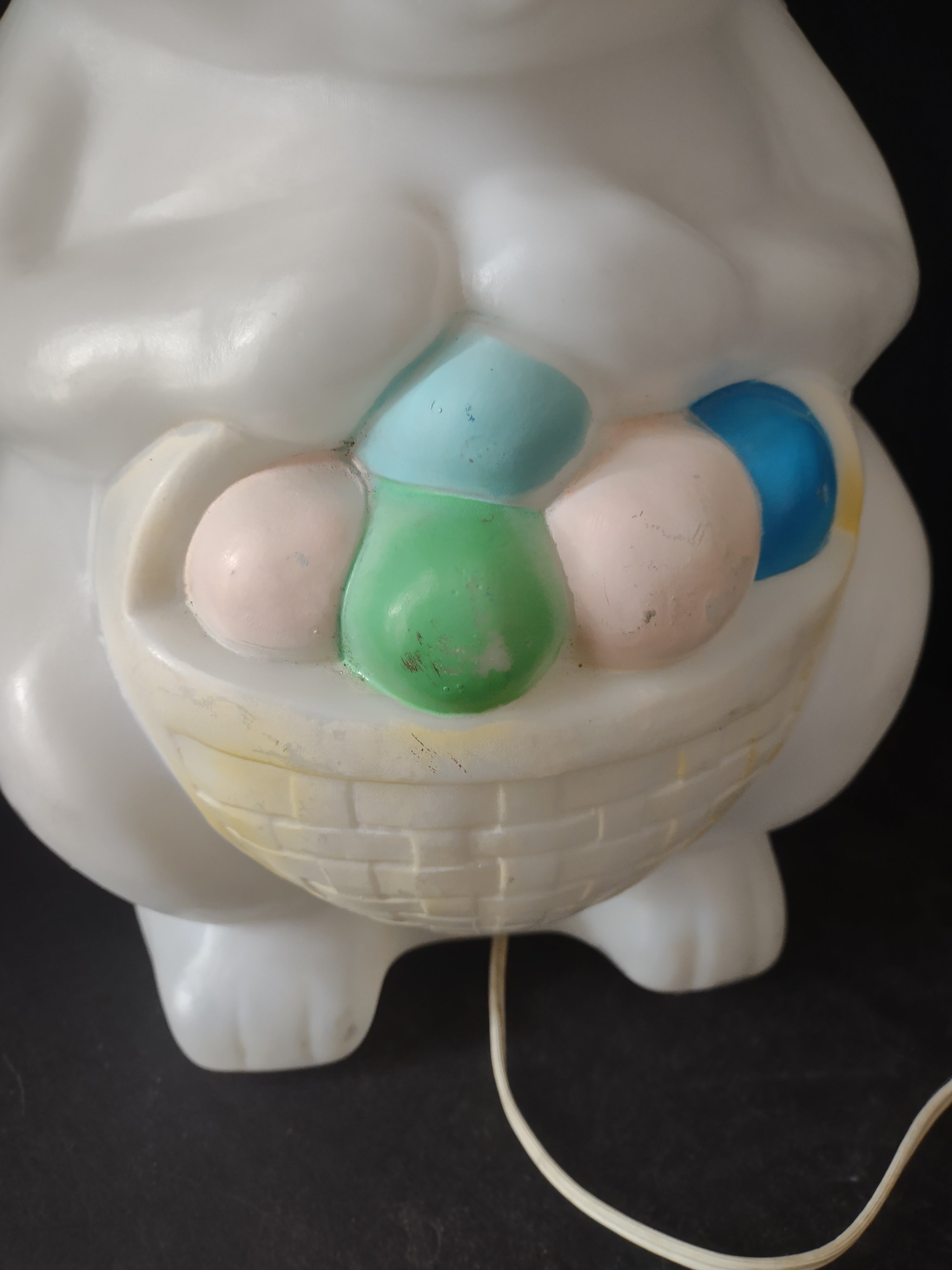 Vintage Easter Bunny Blow Mold Egg Basket (lot 2543c)