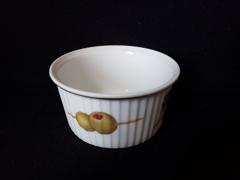 Vintage Royal Worcester Evesham Quiche Souffle Baking Porcelain Dish (lot 2096)
