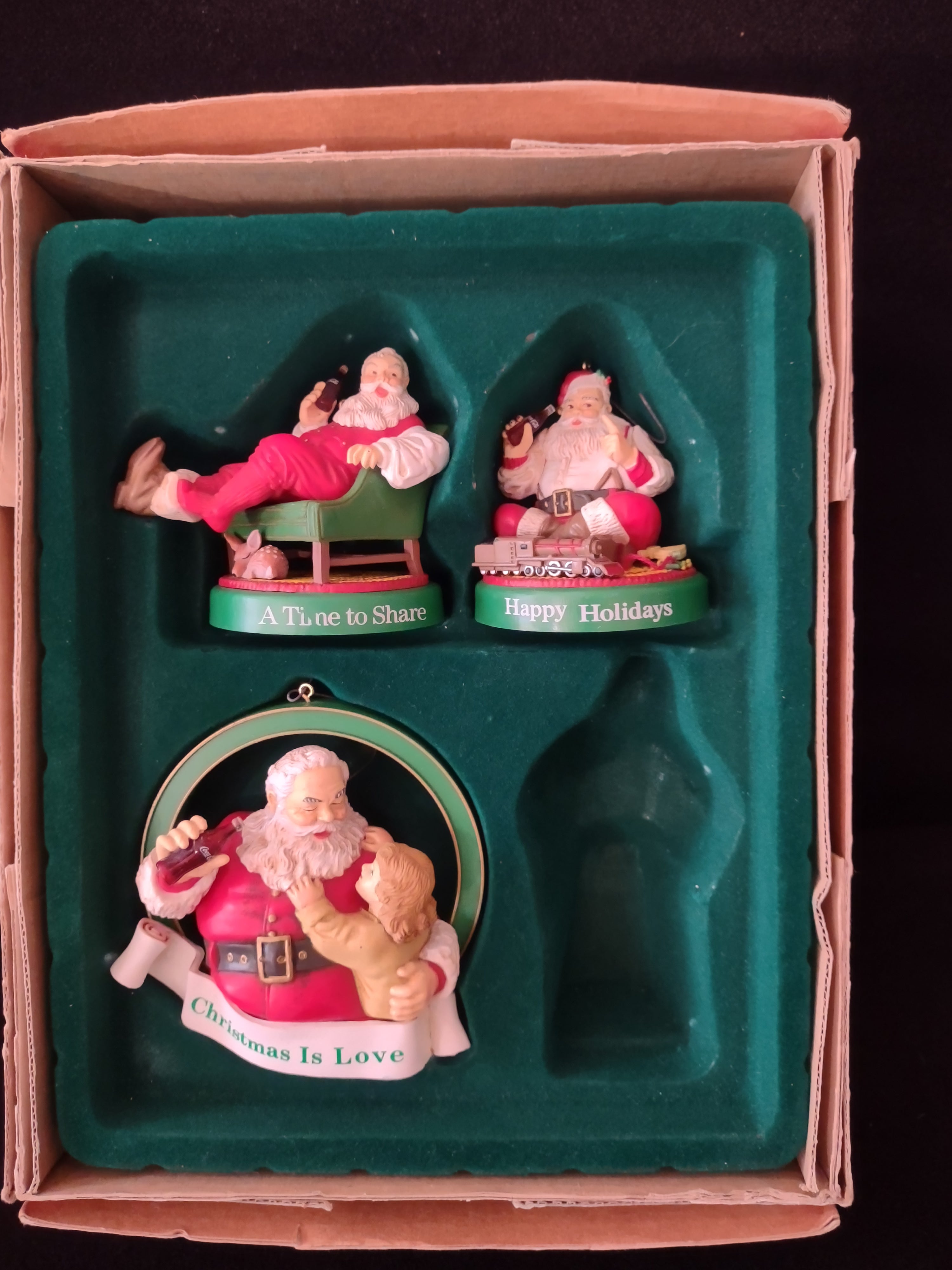 Vintage Trim a Tree Coca-Cola Set of 3 Santa Ornaments 1991 (lot 3234)