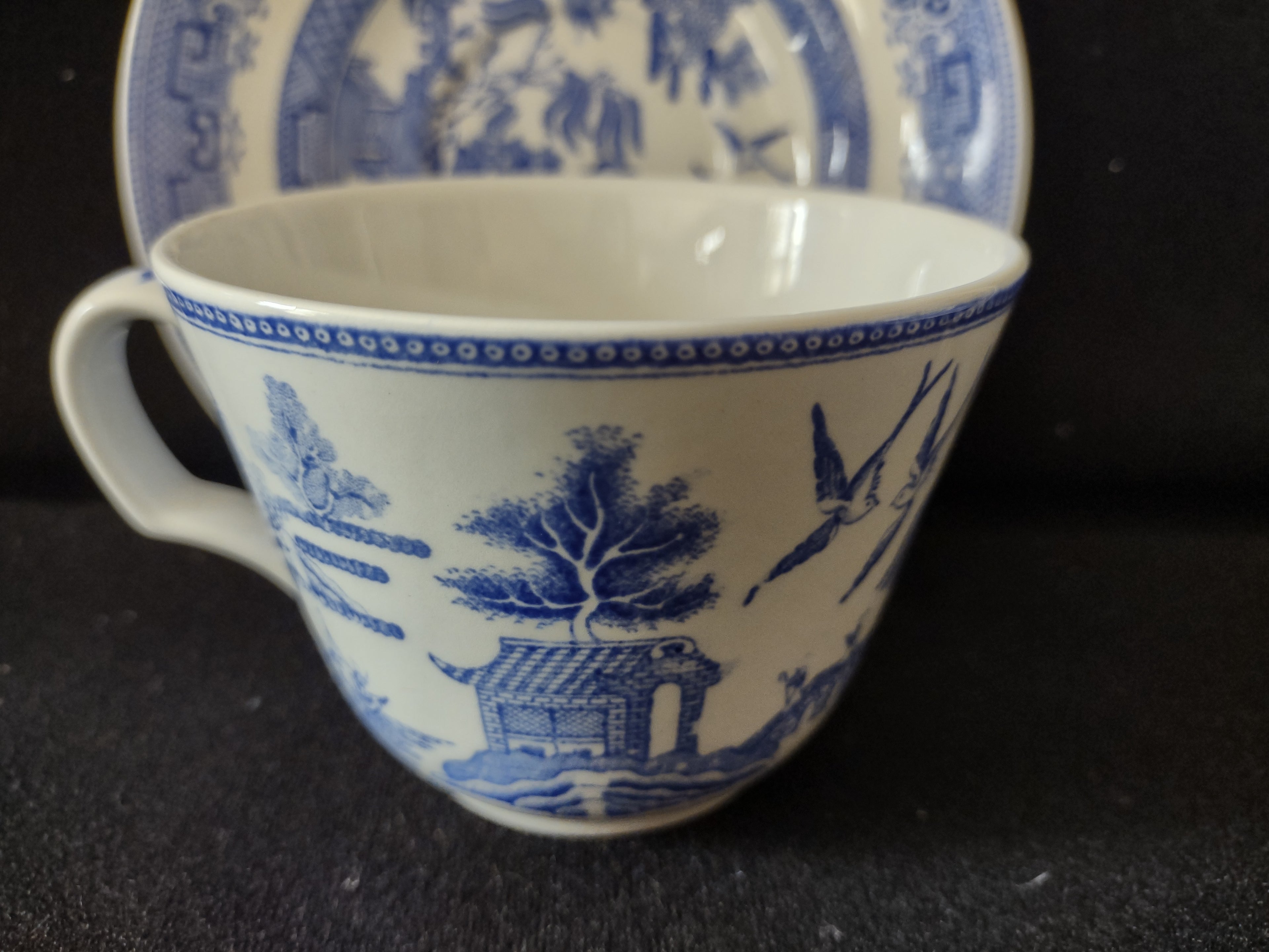 Spode Blue & White Room Teacup Willow Vintage English Transferware (lot 5842)
