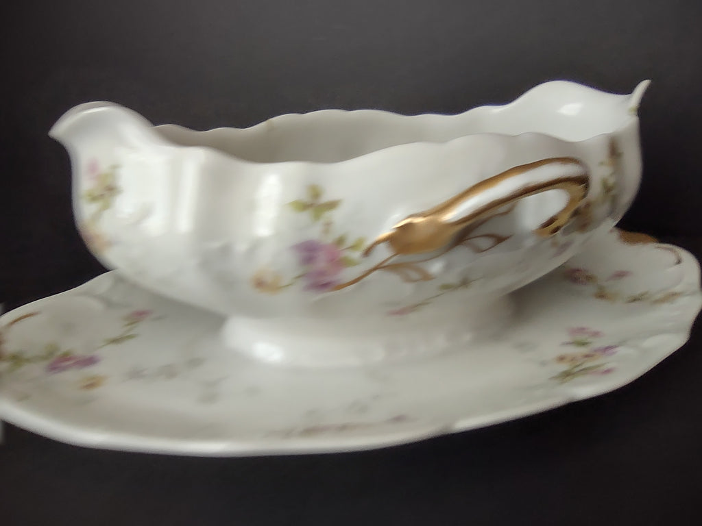 Haviland Limoges Gravy Boat Pink Purple Yellow Rose (lot 841)