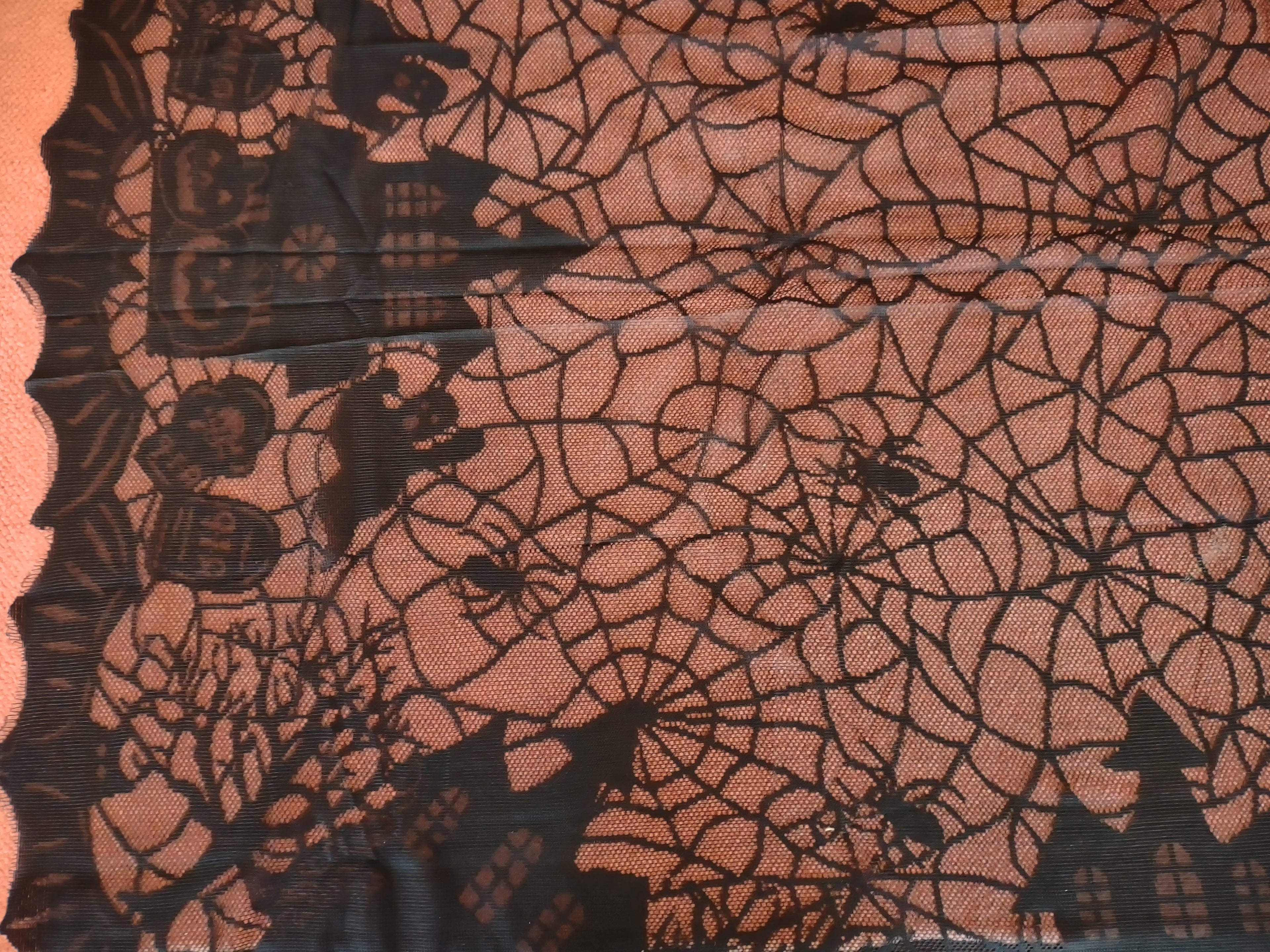 Halloween 72 X 52 Table Cover Haunted House Ghost Spider Web (Lot 3763)