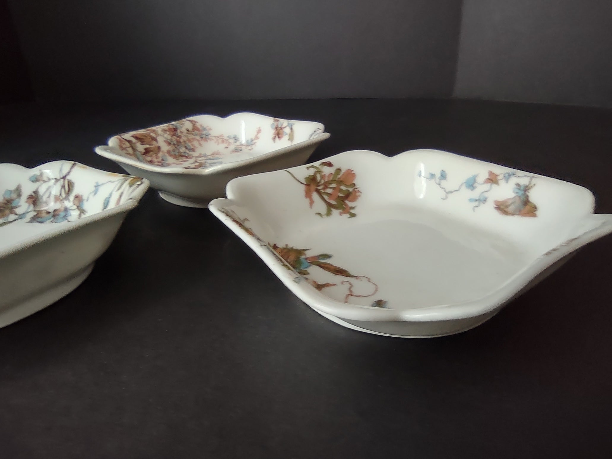 Depose Haviland Limoges Pink Brown Cornflower 3 x Square Small Dish (lot 966)