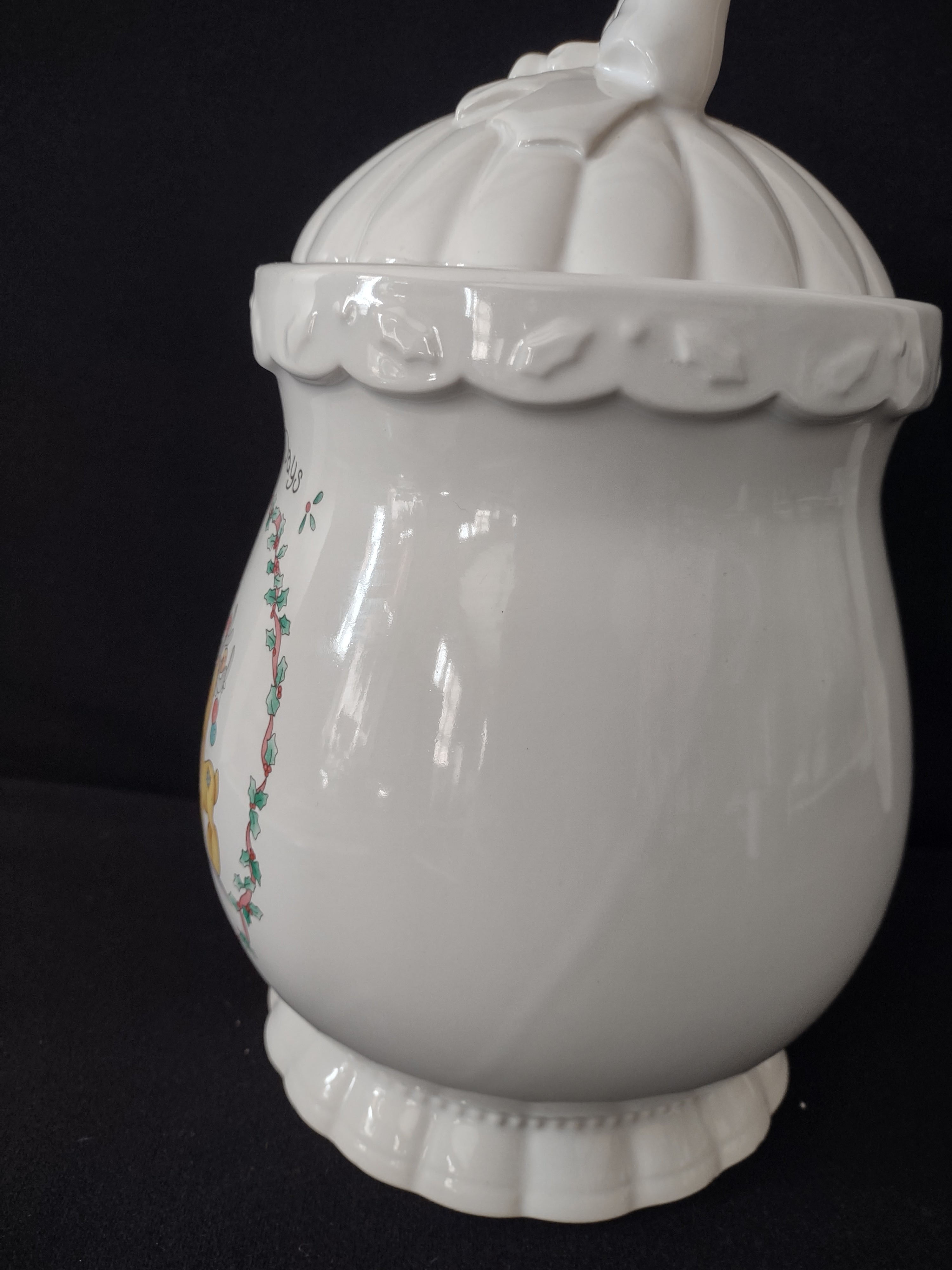 Vintage Precious Moments Happy Holly Days Christmas Cookie Jar (Lot 4047)