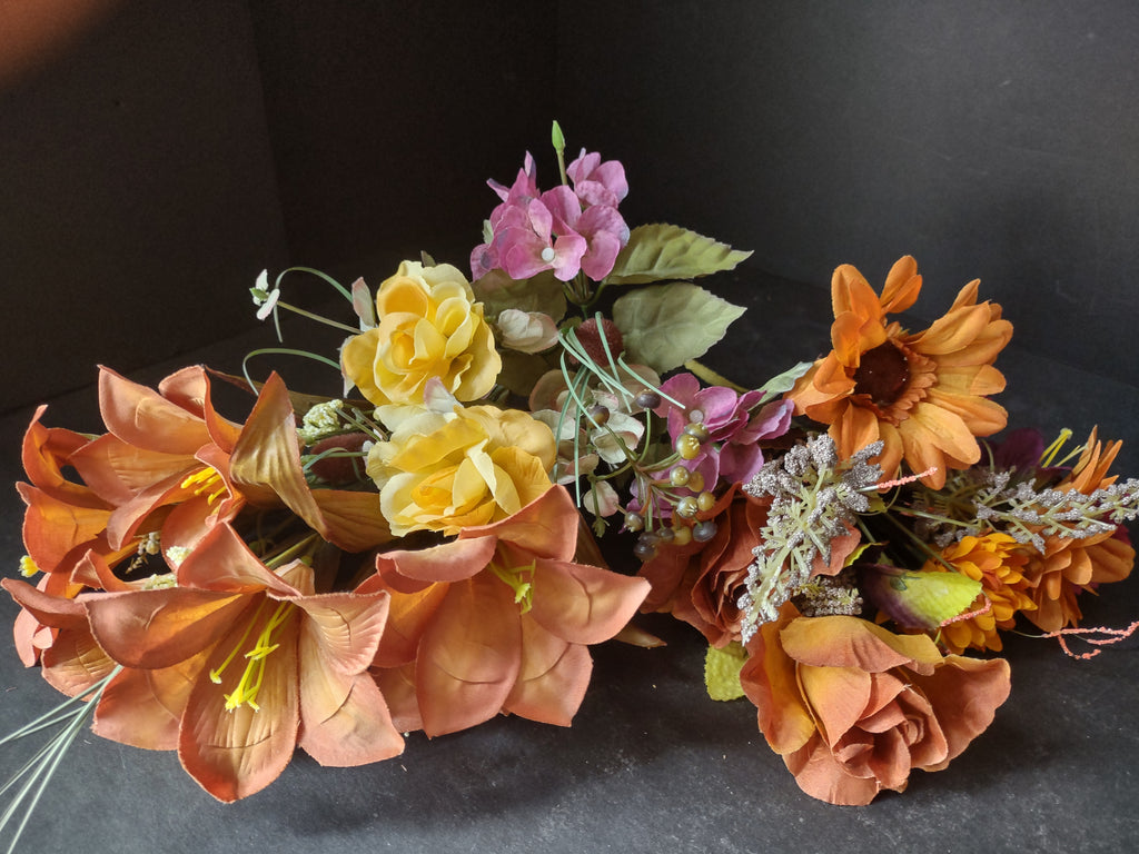 Halloween Thanksgiving Fall Artificial Rose Lilly Mums Twig x 3 (lot 3114)