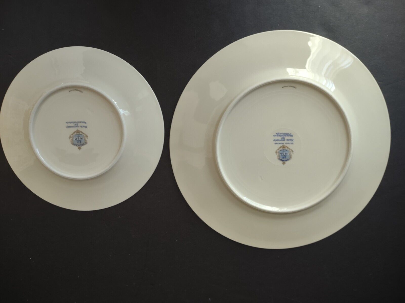 Czechoslovakia Bohemia Coronado Set of Dinner & Salad Plate Gold Flower (lot 440